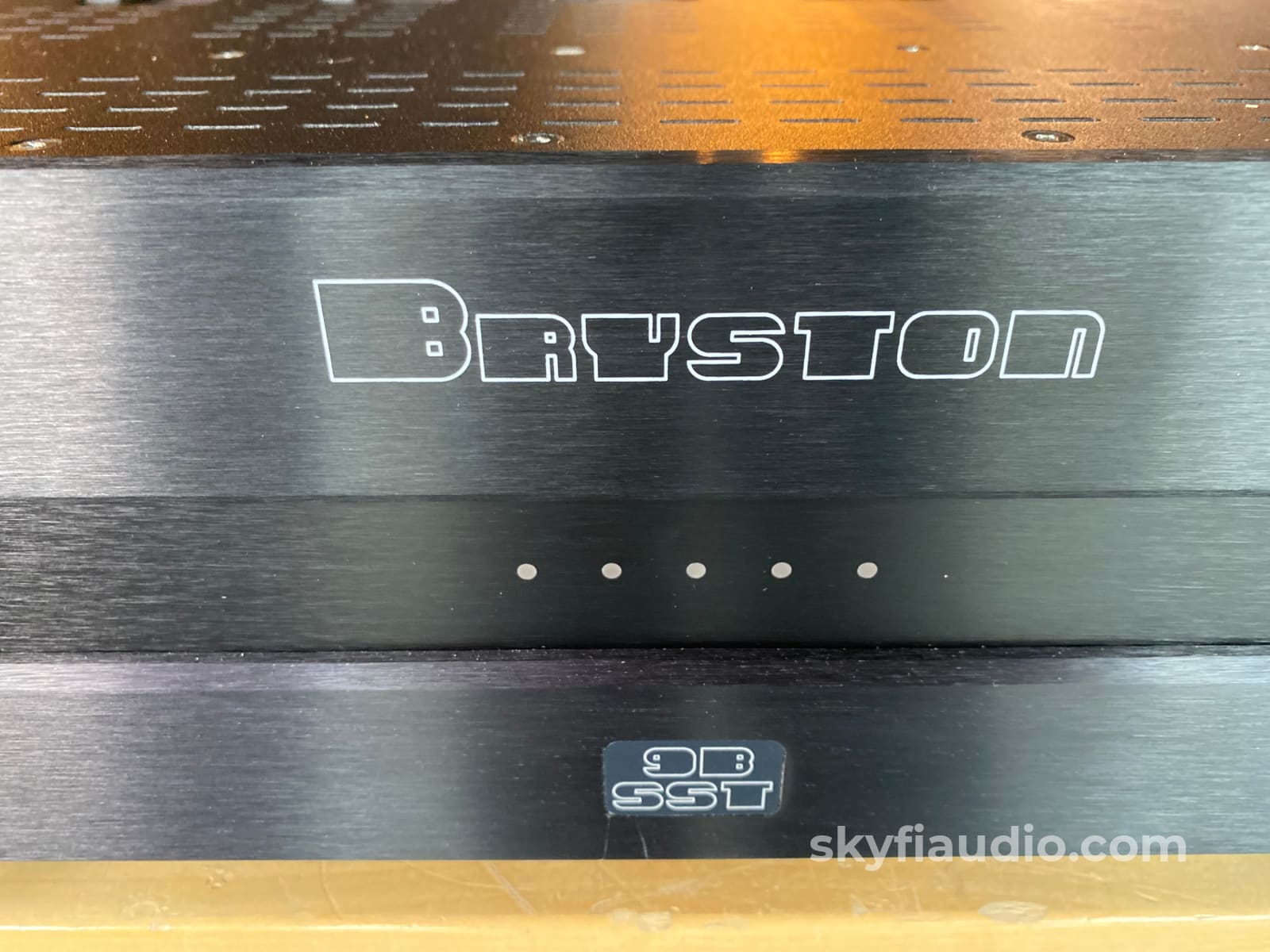 Bryston 9B Sst Home Theater Amplifier - 140W X 5 Into 8 Ohms