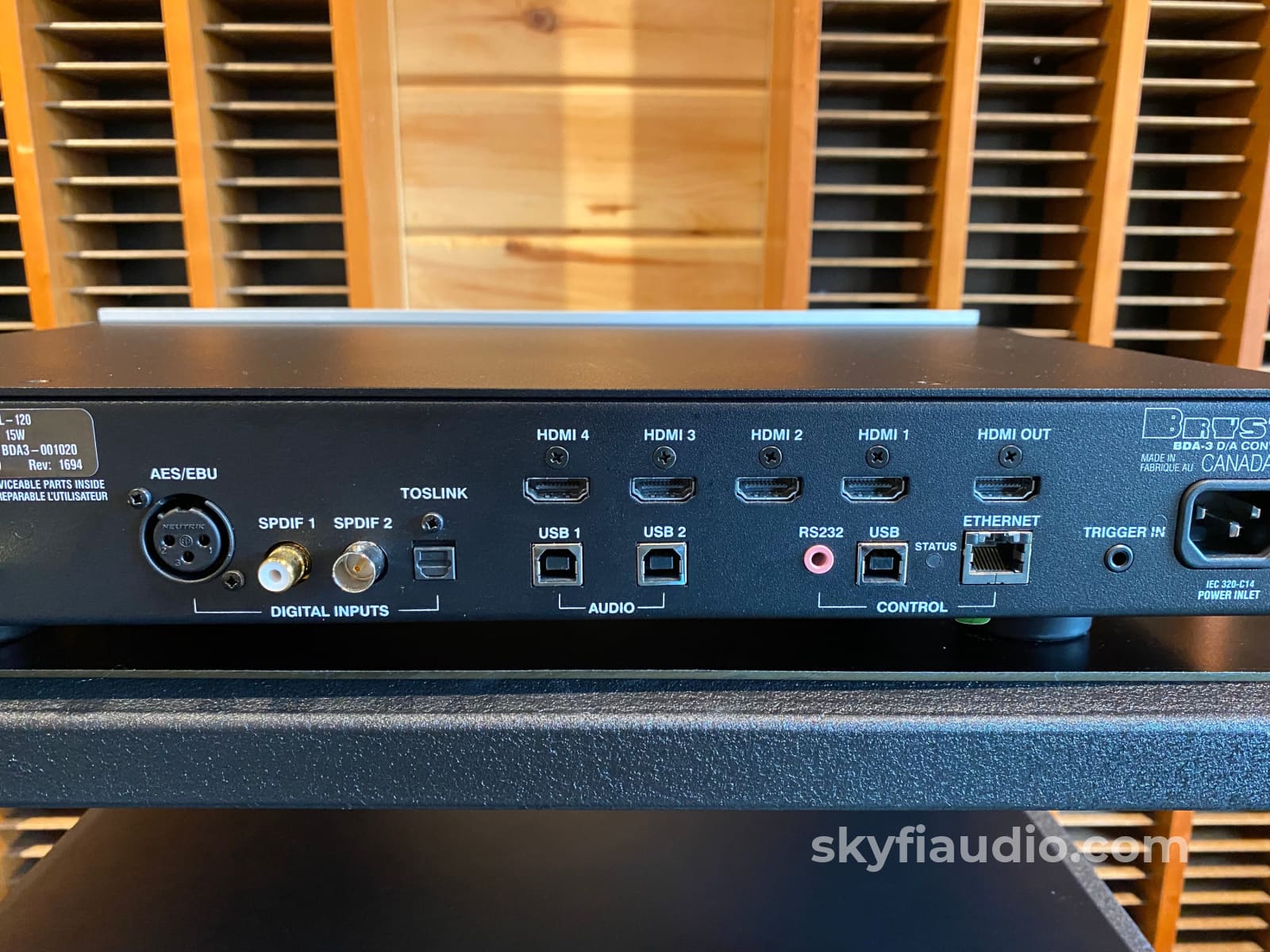 Bryston Bda-3 Digital To Analog Converter (Dac) - Dsd X4 Capable Stereophile Class A+ Cd +