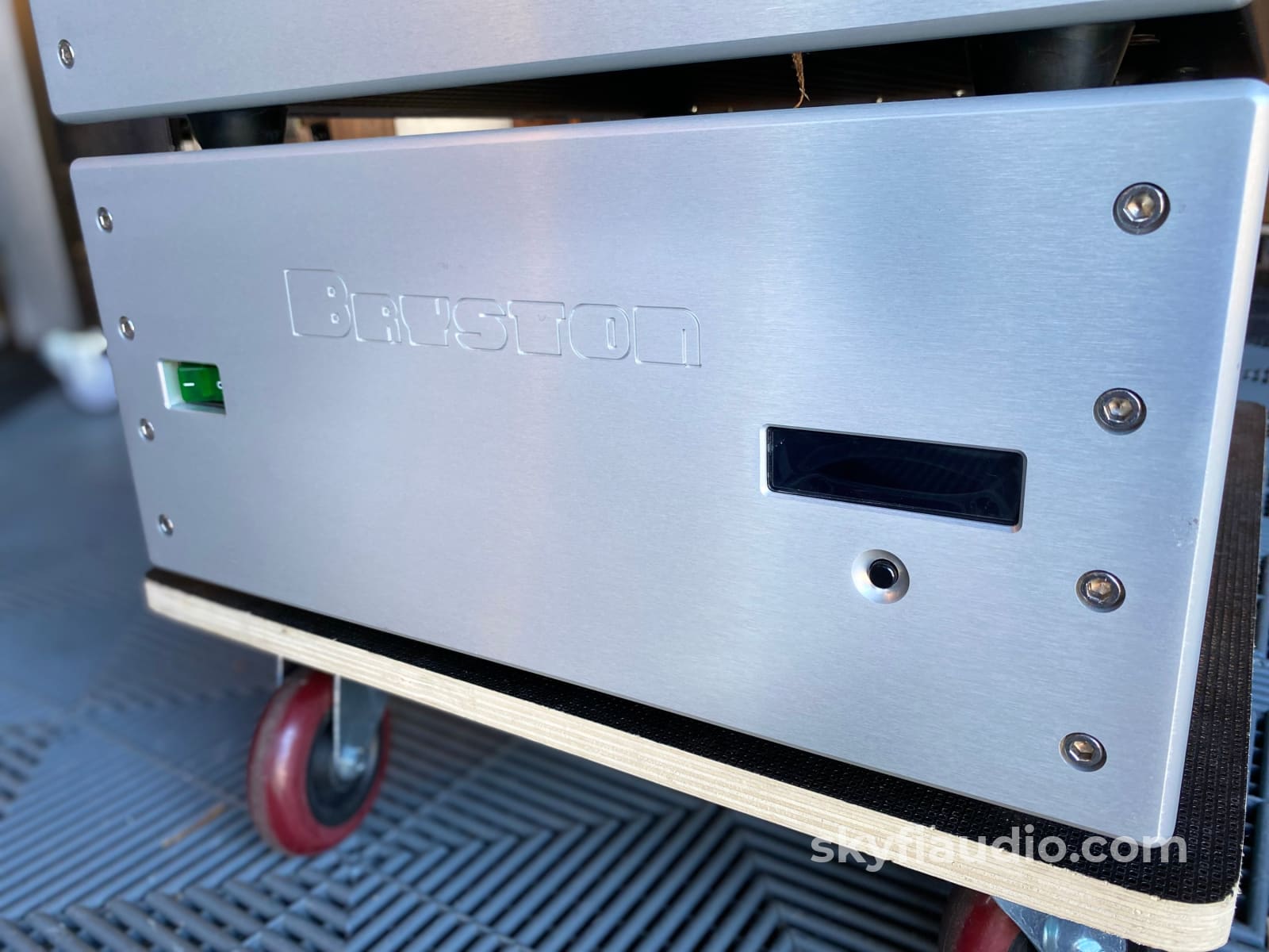 Bryston Bit20 Avr Power Conditioner With Voltage Regulation