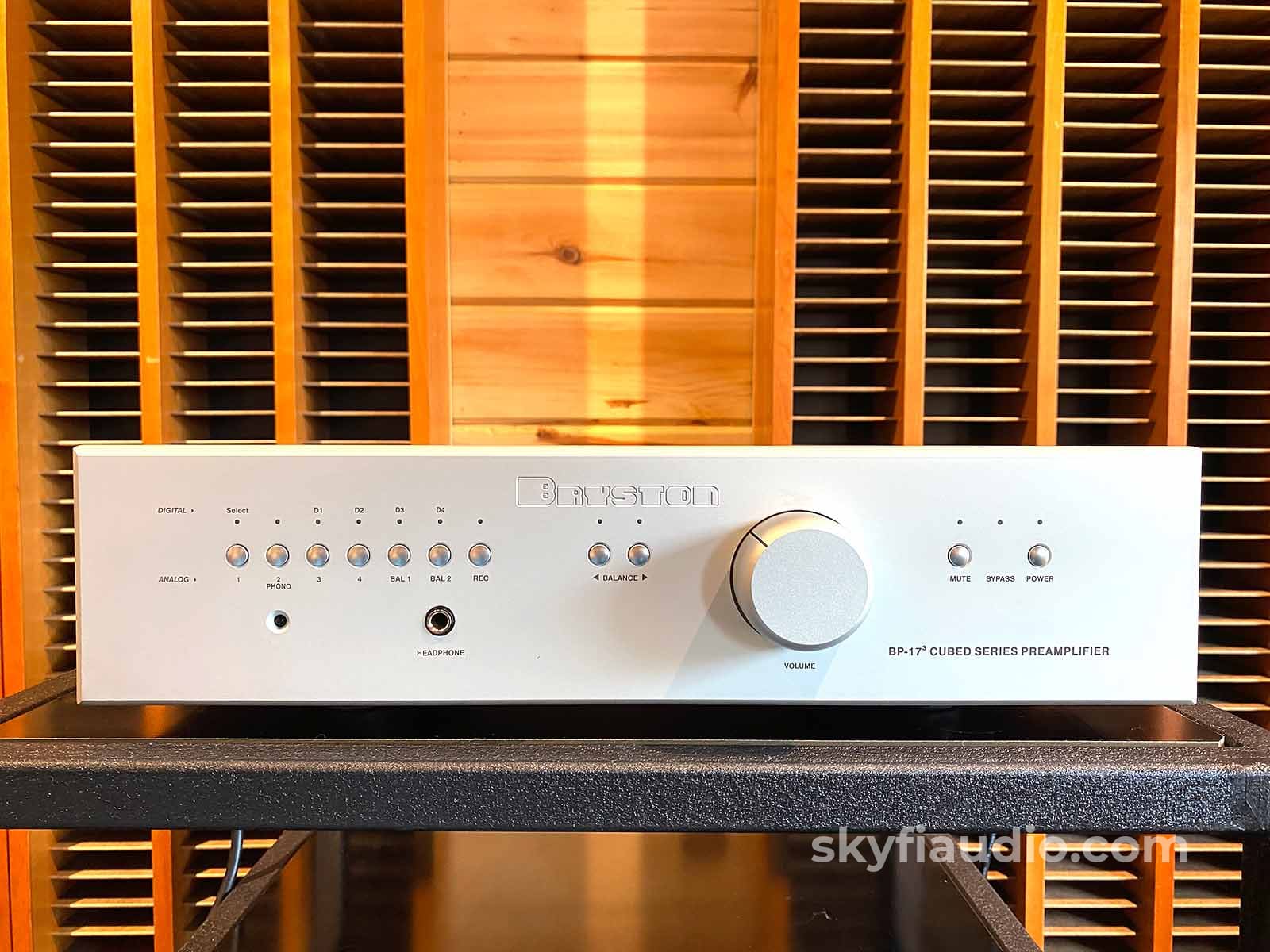Bryston Bp-17³ Cubed Stereo Preamplifier
