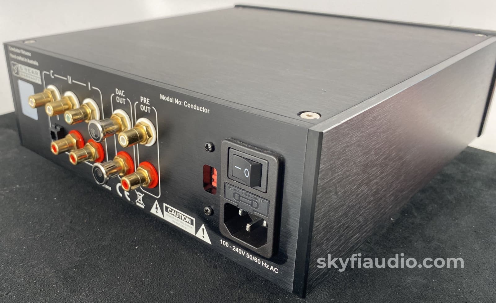 Burson Audio Conductor V2 - Desktop Headphone Amplifier W/Remote
