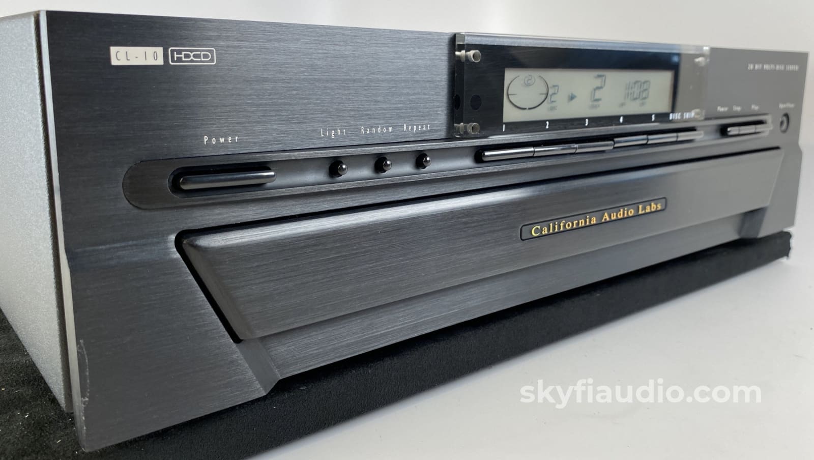 Cal (California Audio Labs) Cl-10 Cd Changer 20-Bit + Hdcd Capable Digital