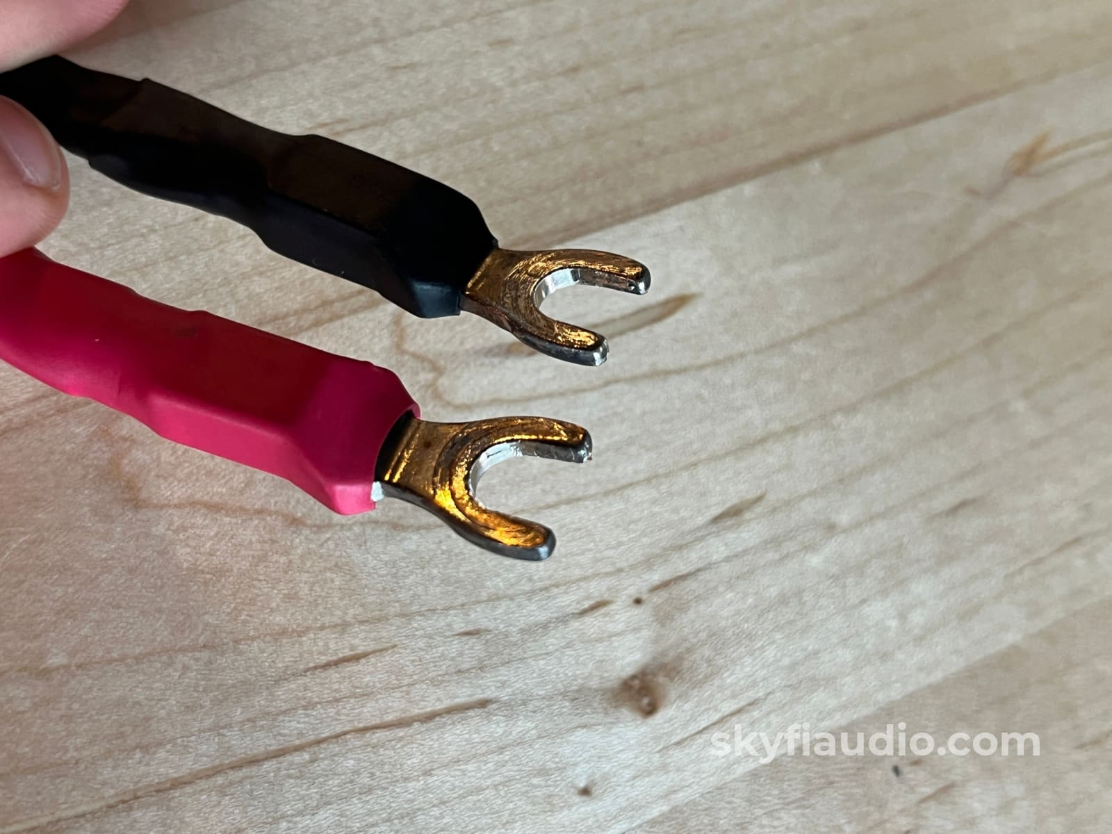 Cardas Golden Five C Speaker Cable Pair - 2m - Spade Terminations Cables