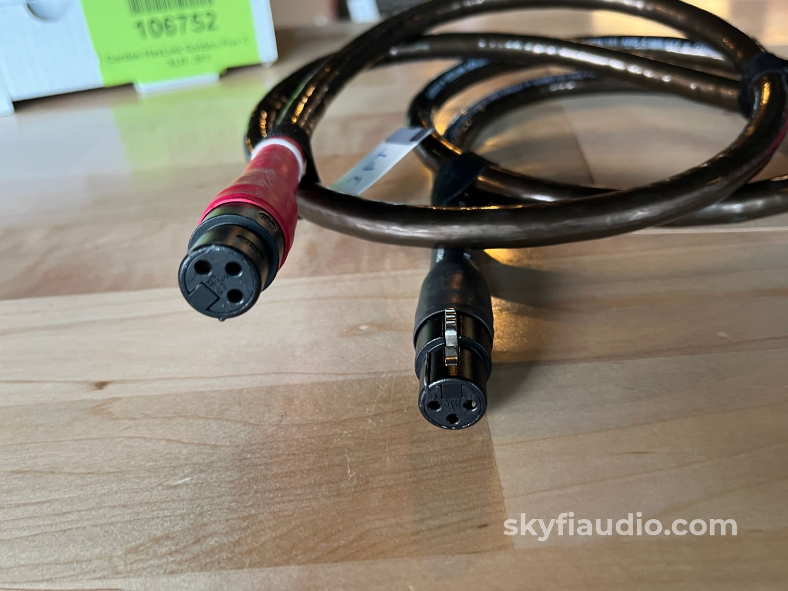 CARDAS AUDIO Golden Five使用 カスタムXLRケーブル Cardas HexLink Golden Five-C XLR Cable Pair - 3ft