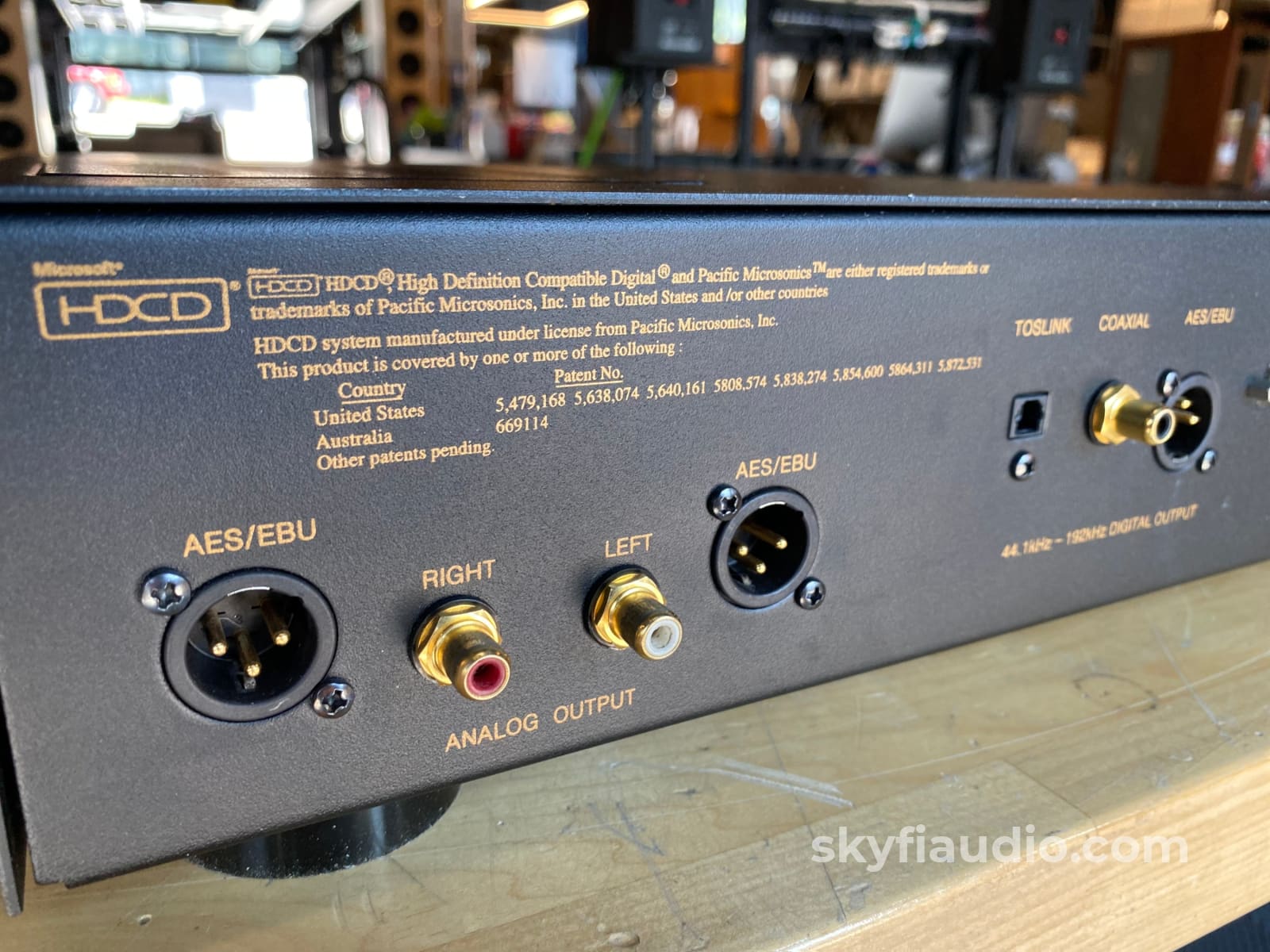 Cary Audio Cd 303/300 Upsampling Player W/ Selectable Tube Output Stage Stereophile Recommended