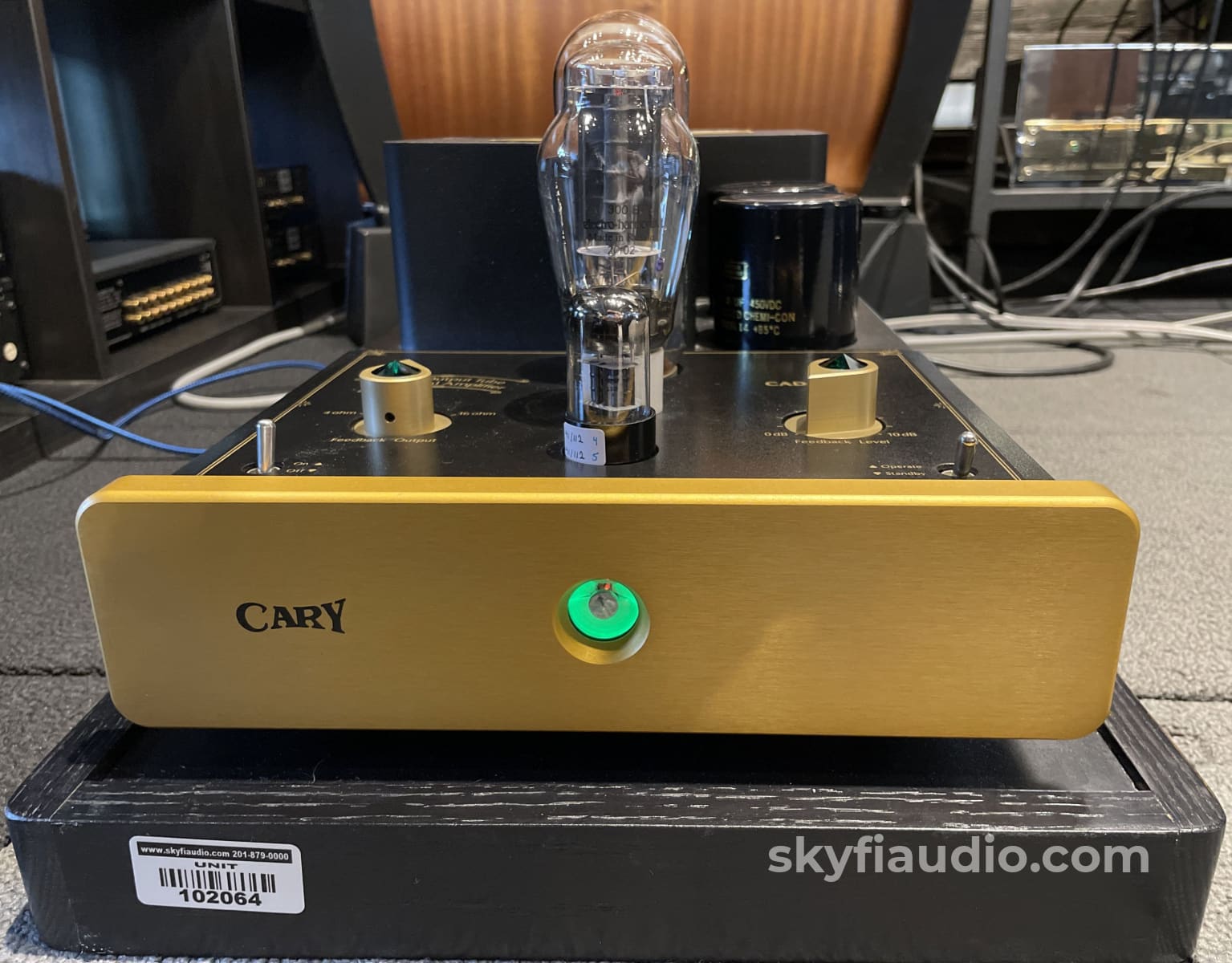 Cary Audio Design Cad-805 - Single-Ended Tube Monoblock Amplifiers With Matching Stands Amplifier
