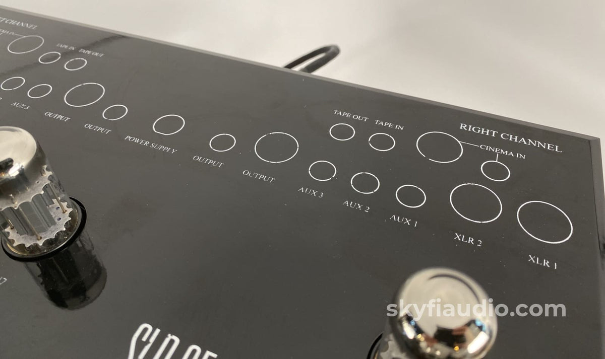 Cary Audio Slp-05 Tube Analog Preamp With Upgrades Preamplifier
