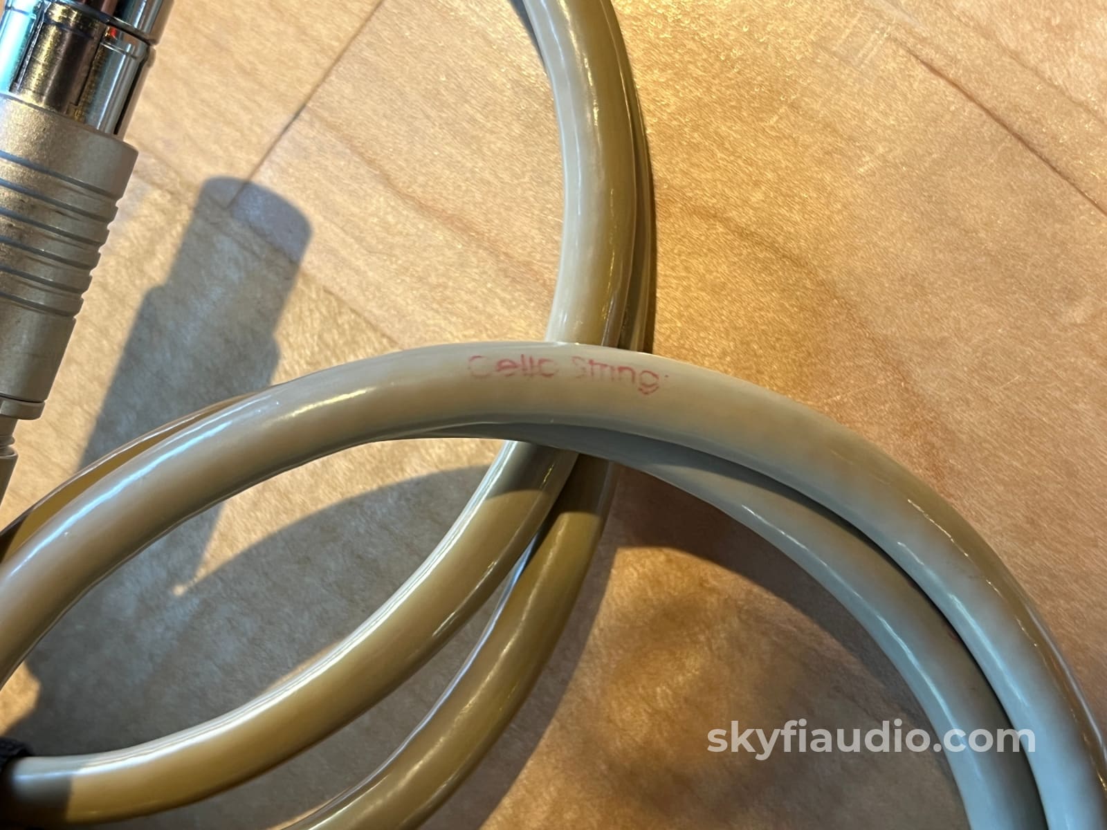 Cello Strings Fischer To Fisher Interconnects (Pair) - 38’’ Cables