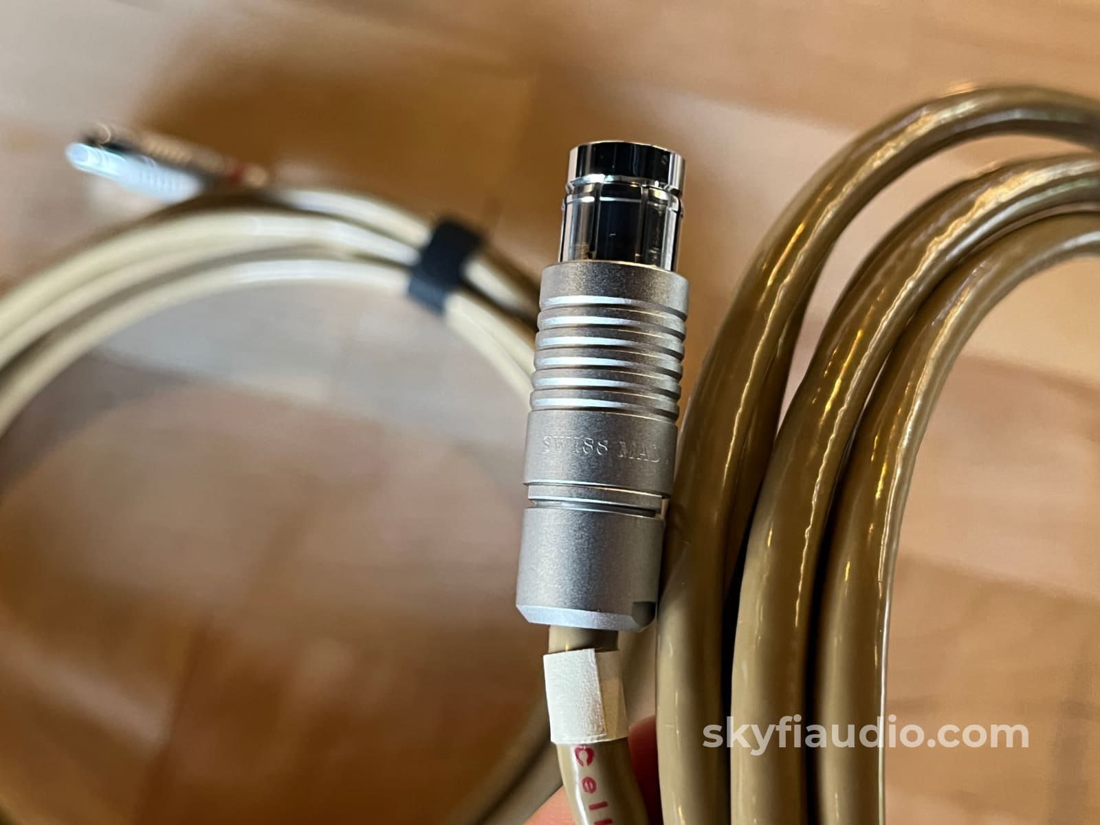 Cello Strings Fischer to RCA Audio Interconnects (Pair) - 10ft