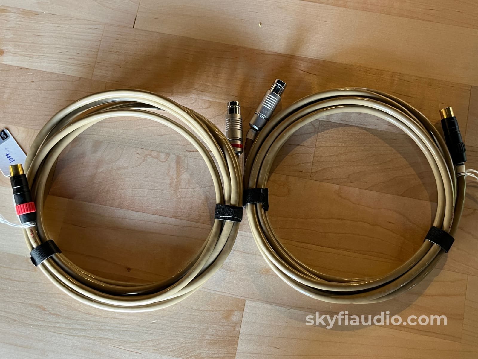 Cello Strings Female Fischer to Male RCA Audio Cable - 10ft Cables