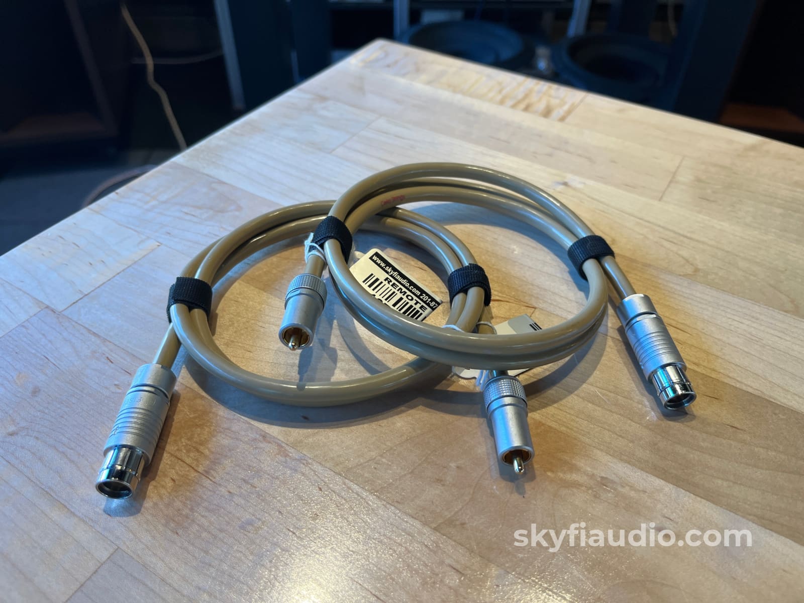 cello Strings 1 Fischerケーブル 2m Cello Strings Fischer To RCA Audio Interconnects (Pair) - 41