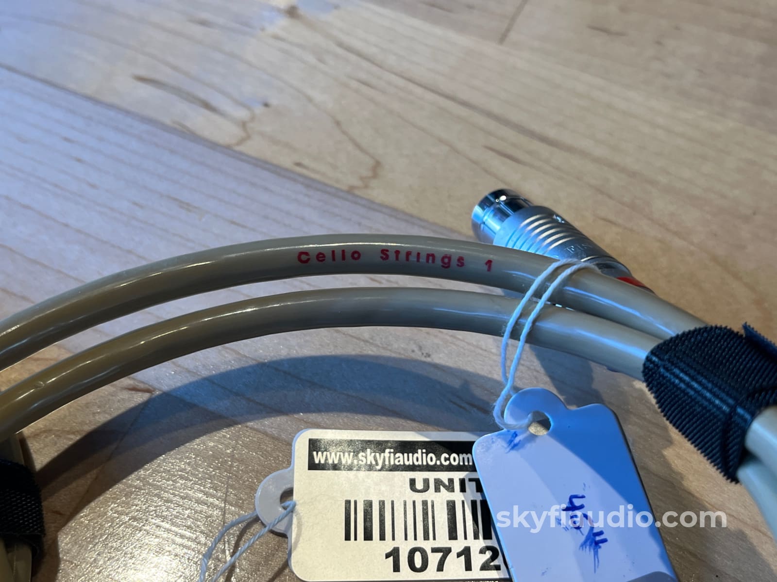 Cello Strings Fischer To Fisher Interconnects (Pair) - 45’’ Cables