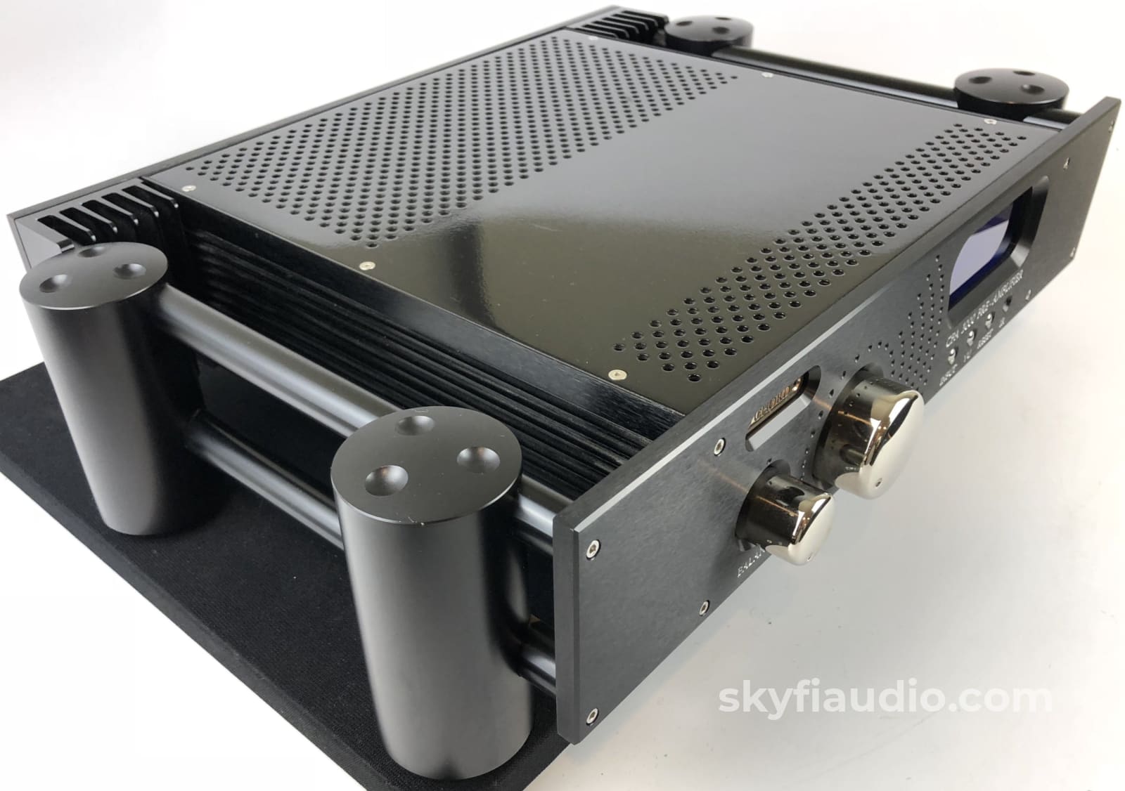 Chord Cpa 3000 Seven Input Balanced Signature Preamp - 100V-270V Preamplifier