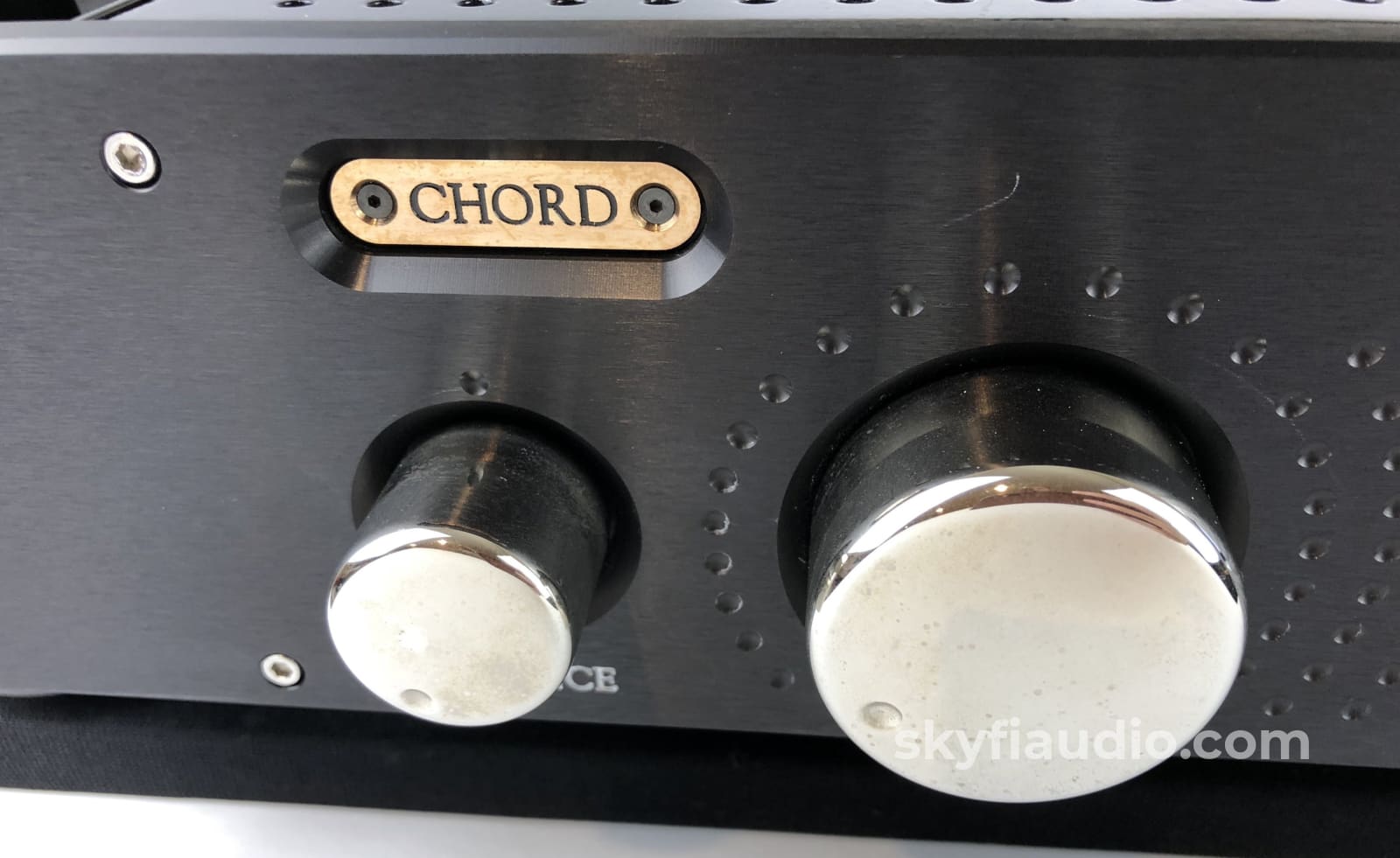Chord Cpa 3000 Seven Input Balanced Signature Preamp - 100V-270V Preamplifier