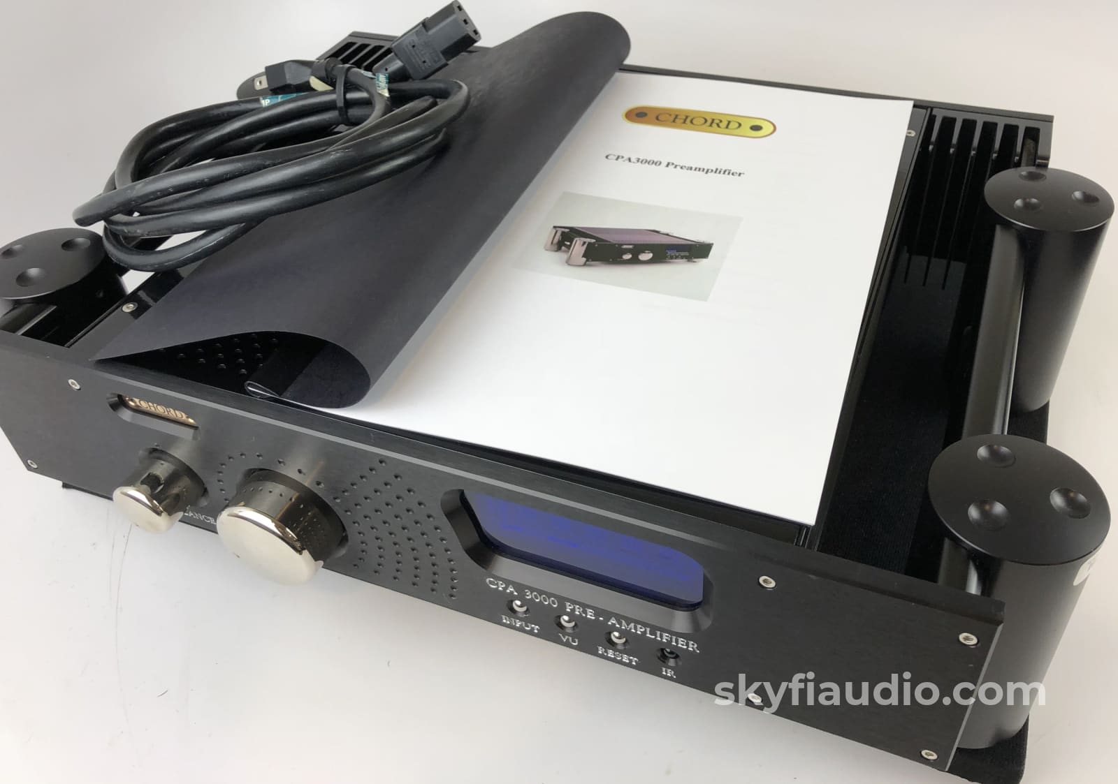 Chord Cpa 3000 Seven Input Balanced Signature Preamp - 100V-270V Preamplifier