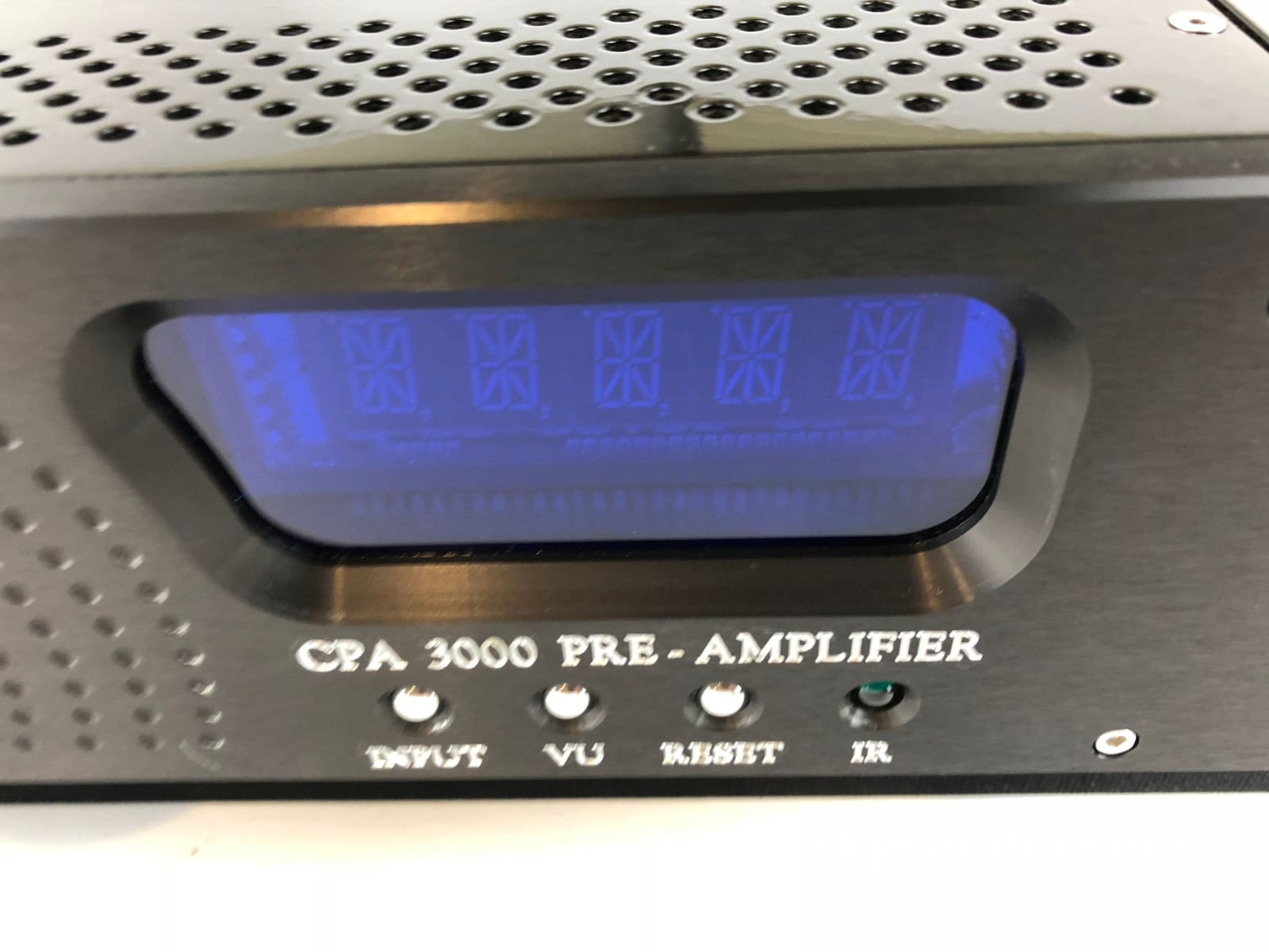 Chord Cpa 3000 Seven Input Balanced Signature Preamp - 100V-270V Preamplifier