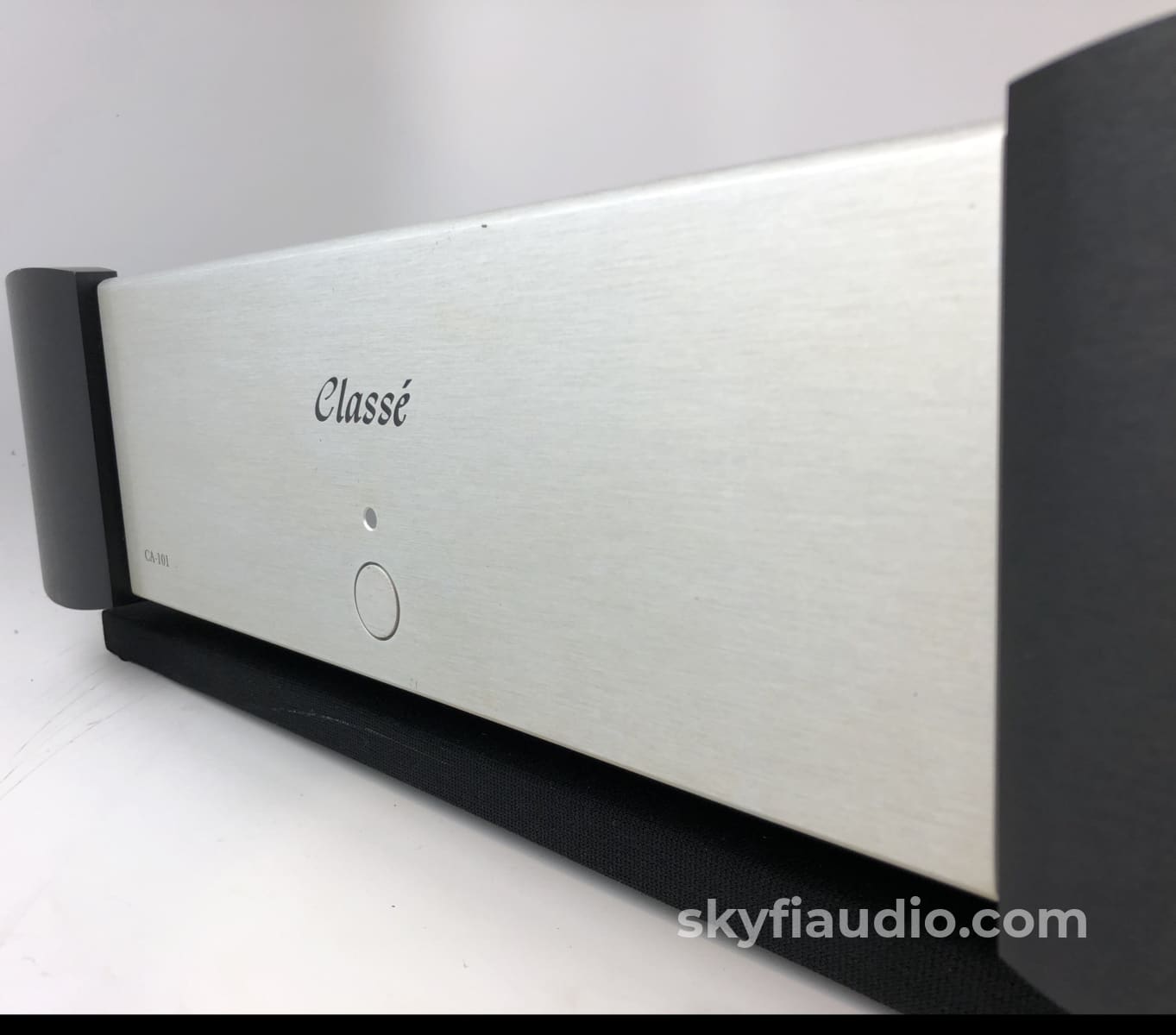 Classe Audio - Ca-101 Solid State Amplifier In Two Tone Finish Fully Tested