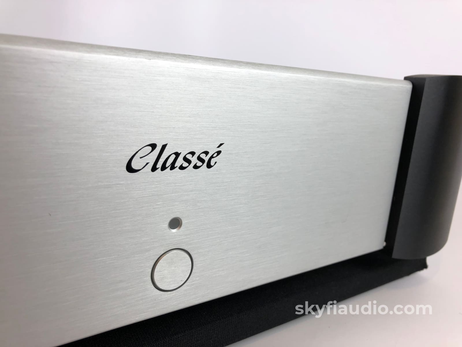 Classe Audio CA-101 Solid State Amplifier in Two Tone Finish - Fully T
