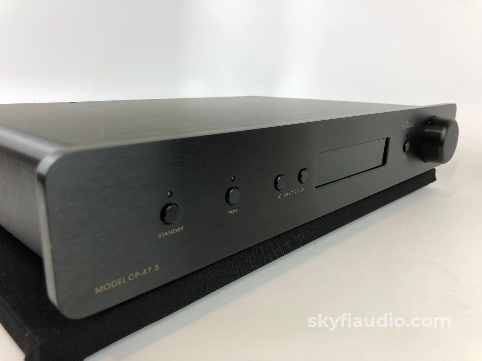 Classe Audio Cp-47.5 Line Stage Analog Preamp With Remote Preamplifier