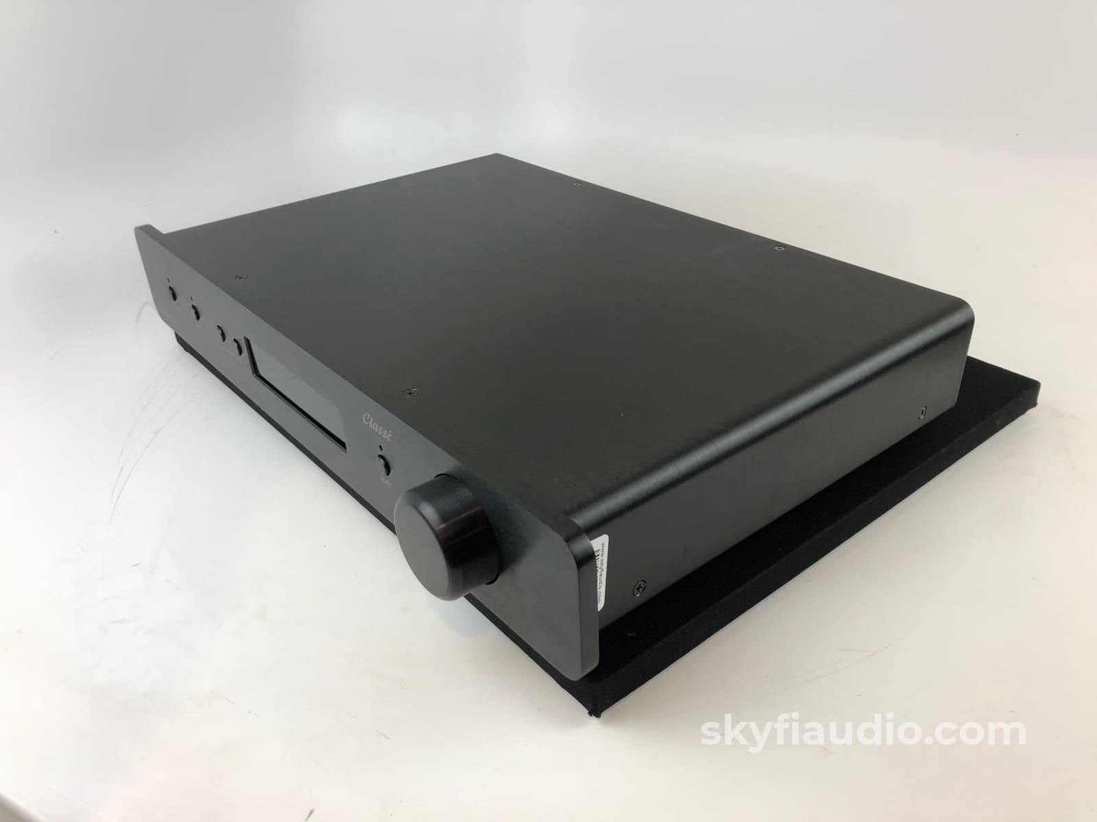 Classe Audio Cp-47.5 Line Stage Analog Preamp With Remote Preamplifier