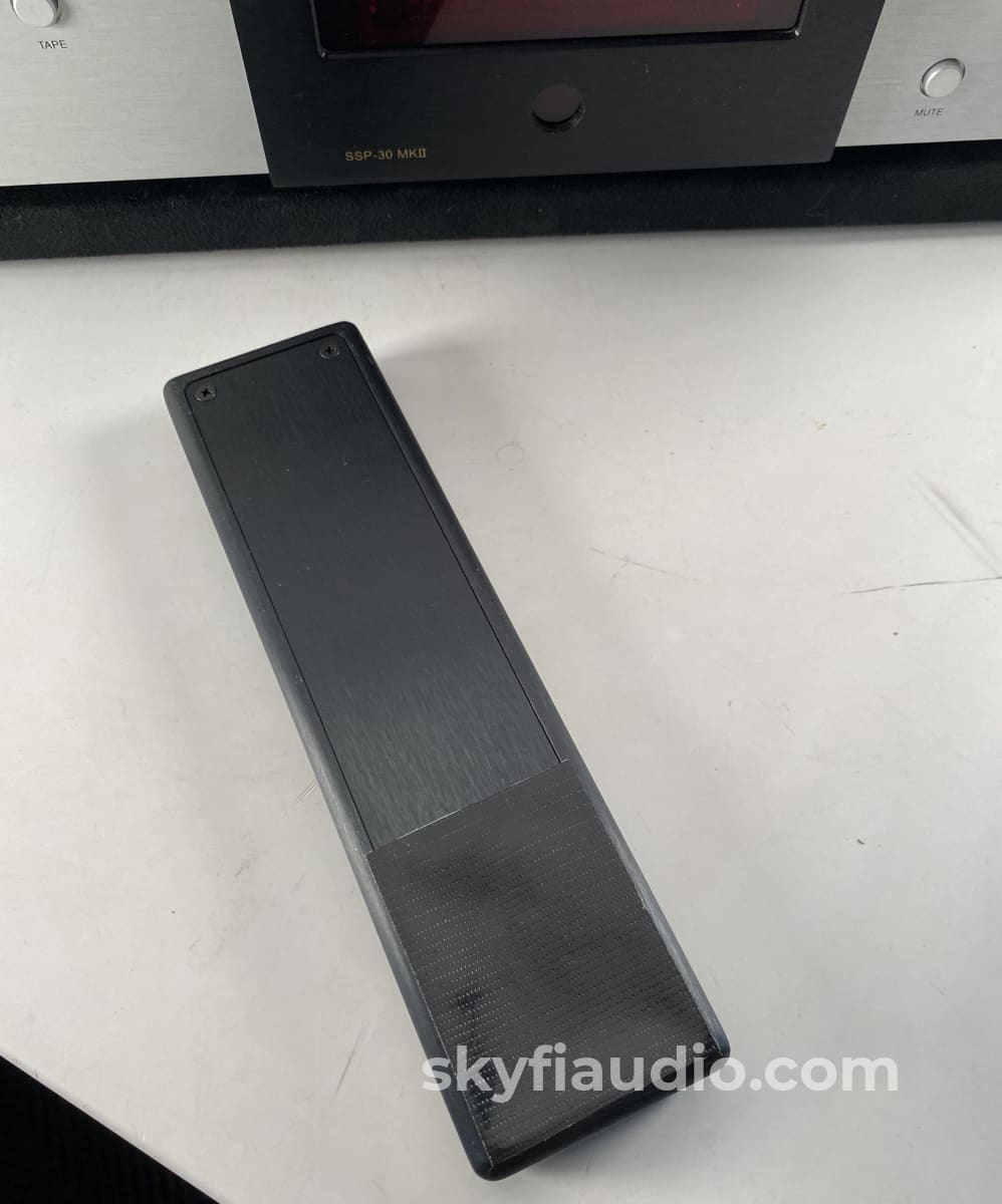 Classe Audio Ssp-30 Preamplifier/Processor Preamplifier