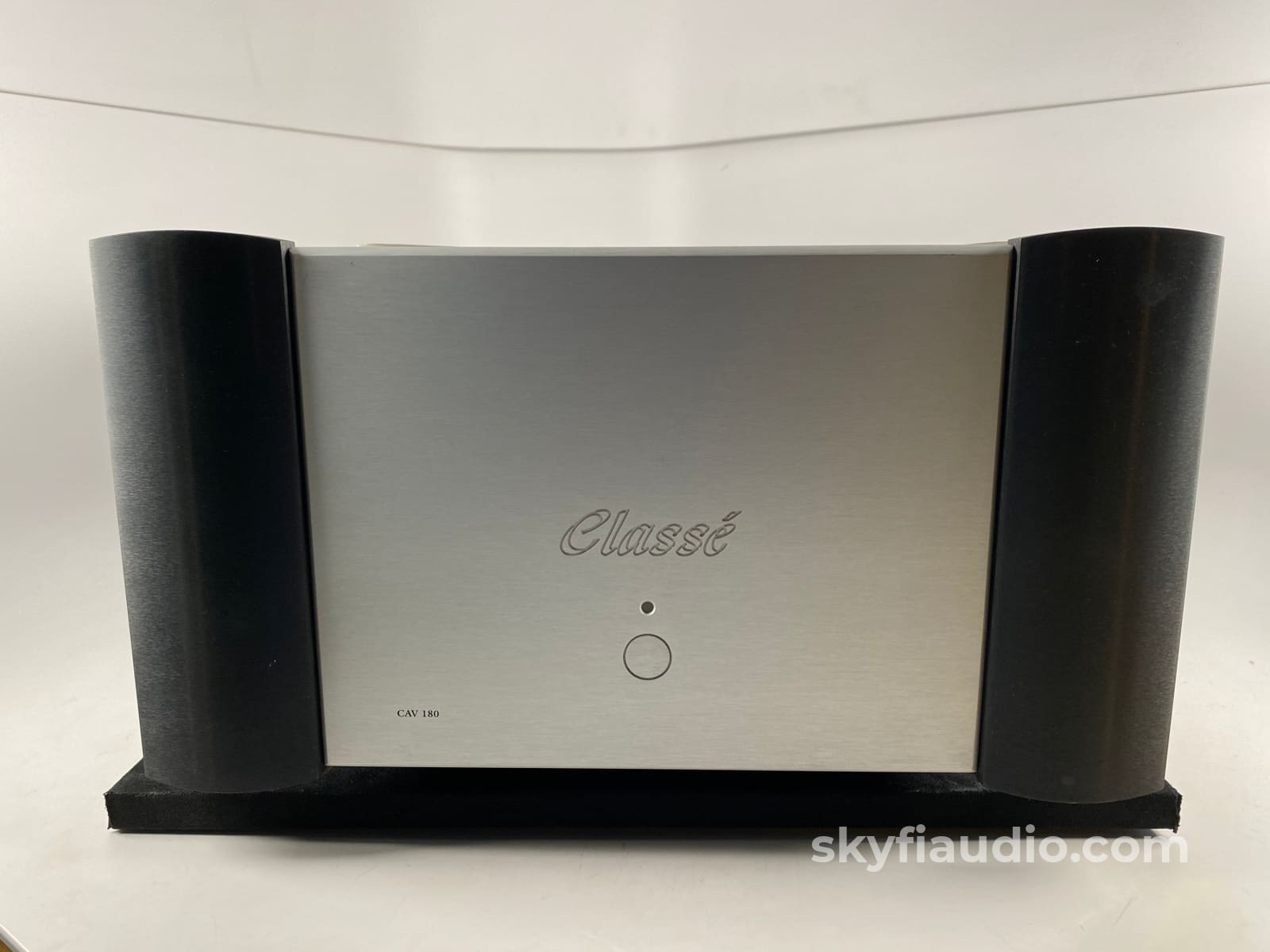 Classe Cav-180 Multichannel Home Theater Amplifier