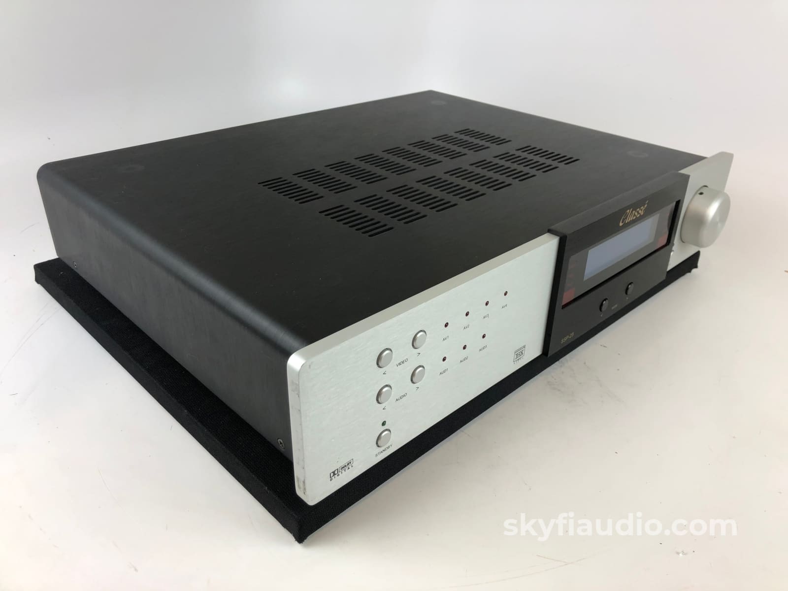 Classe SSP-25 Surround Processor - Audio Preamp - With Remote