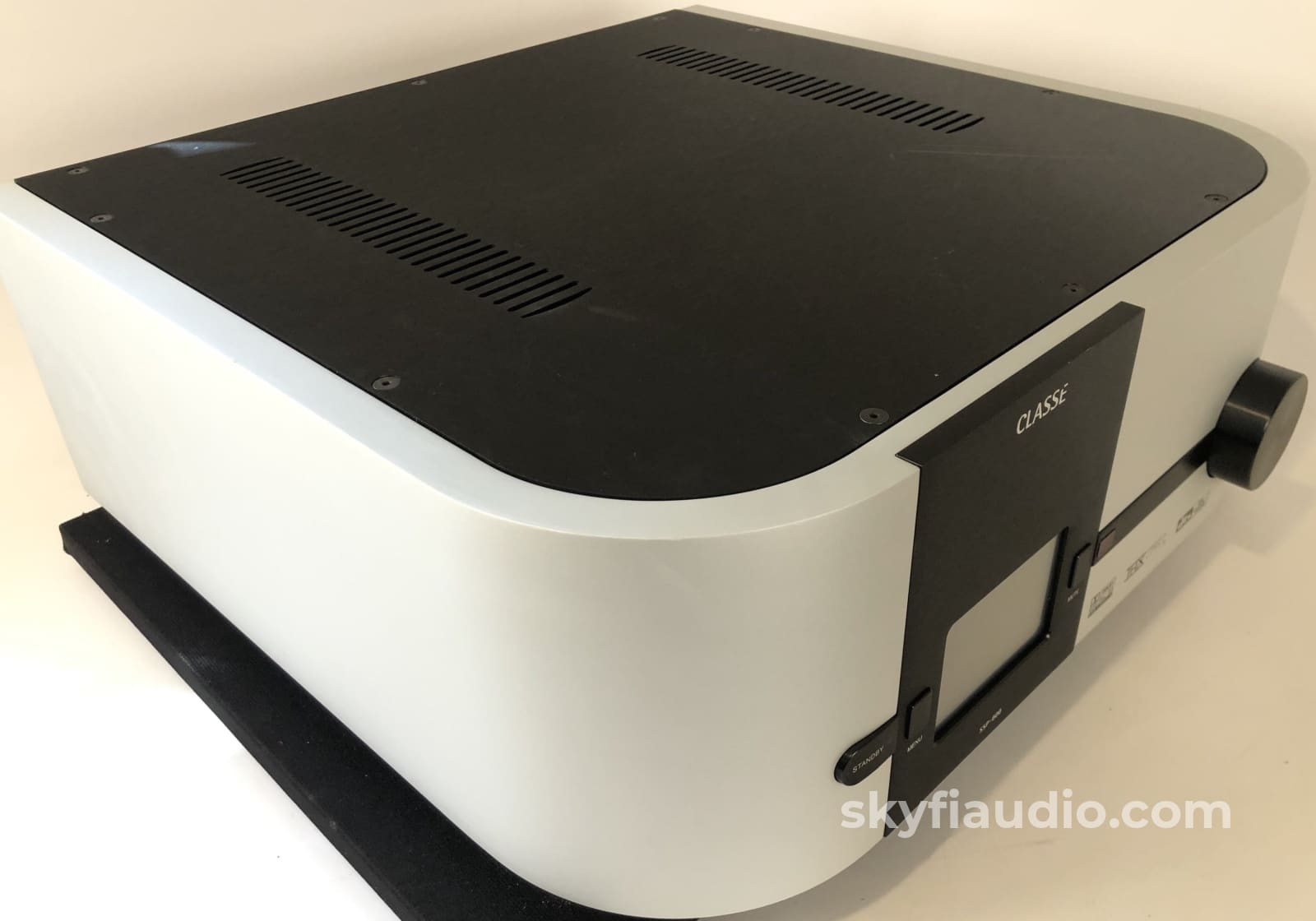 Classe Ssp-600 Theater Processor / Switchable Two Channel Preamp Preamplifier