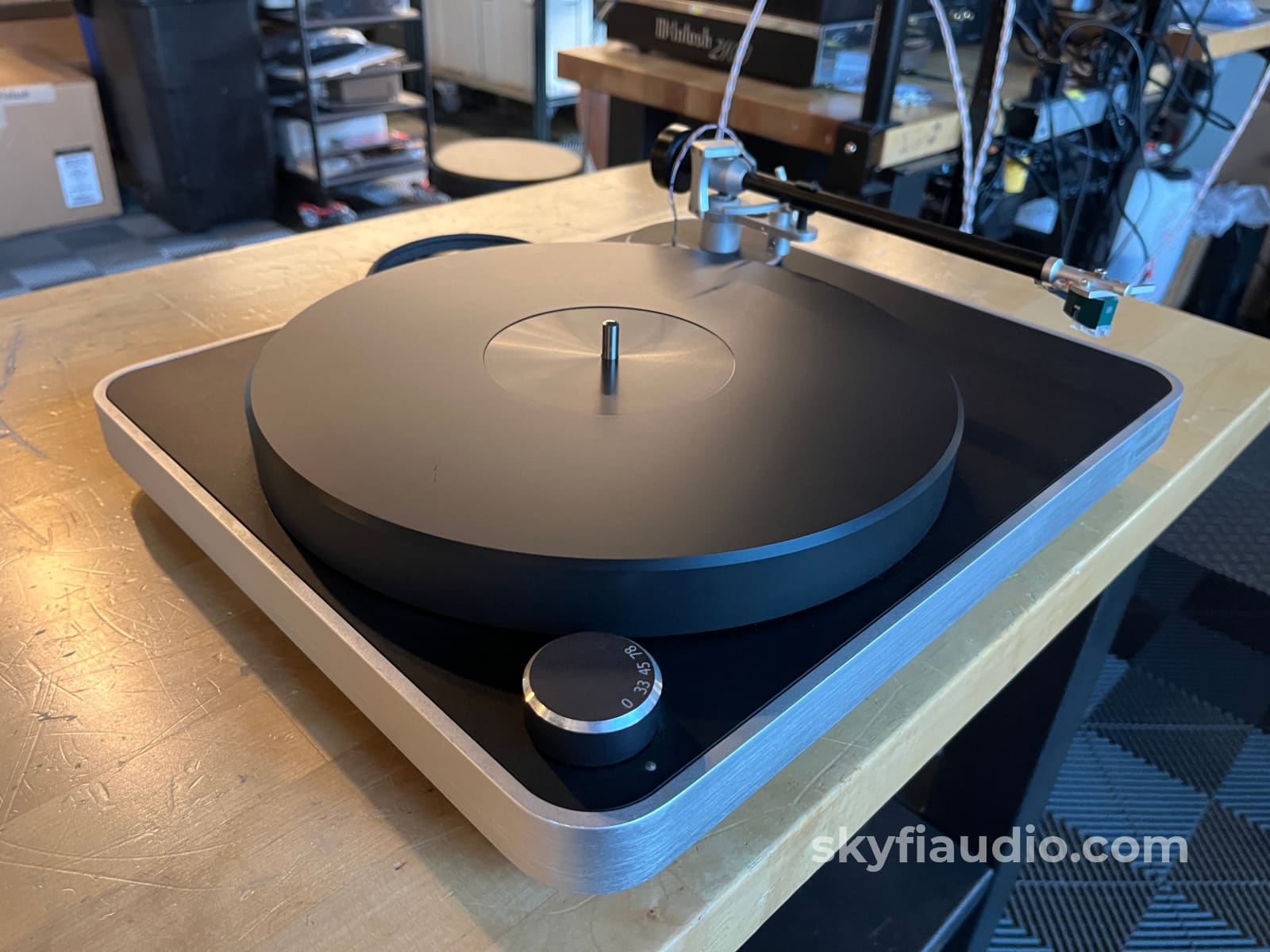 Clearaudio Concept Turntable - W/ New Hana Sh Cartridge