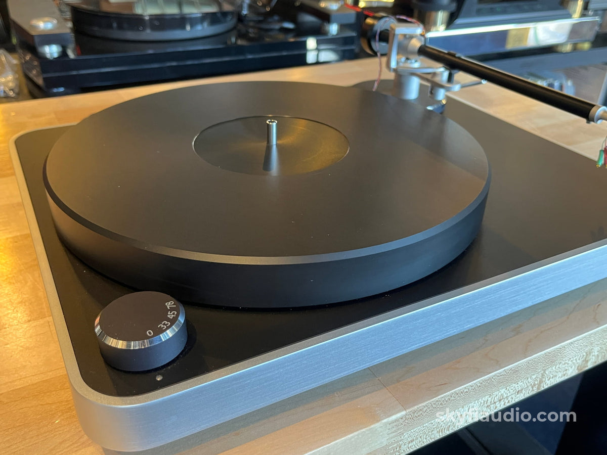 Clearaudio Concept Turntable W/ New Hana SH MKII Cartridge - Turntable