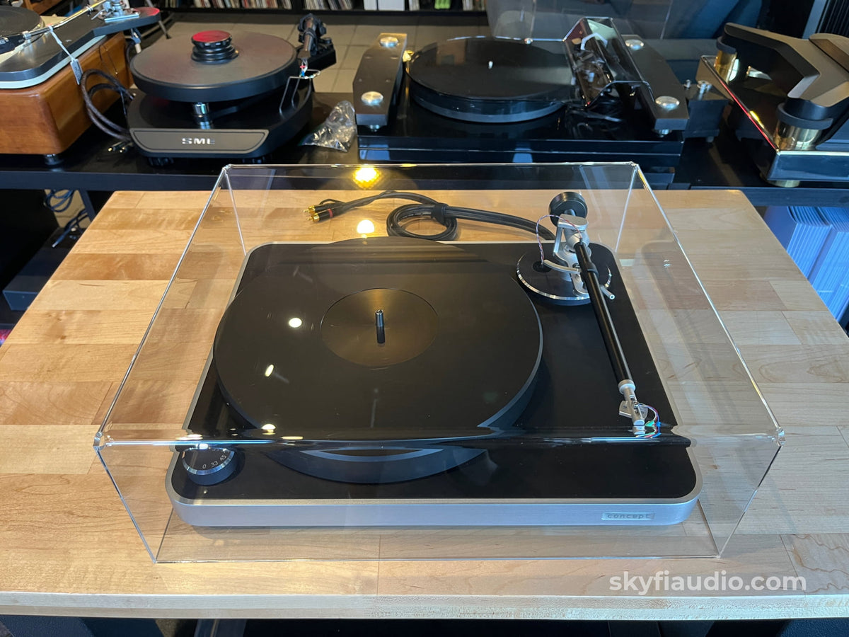 Clearaudio Concept Turntable W/ New Hana SH MKII Cartridge - Turntable