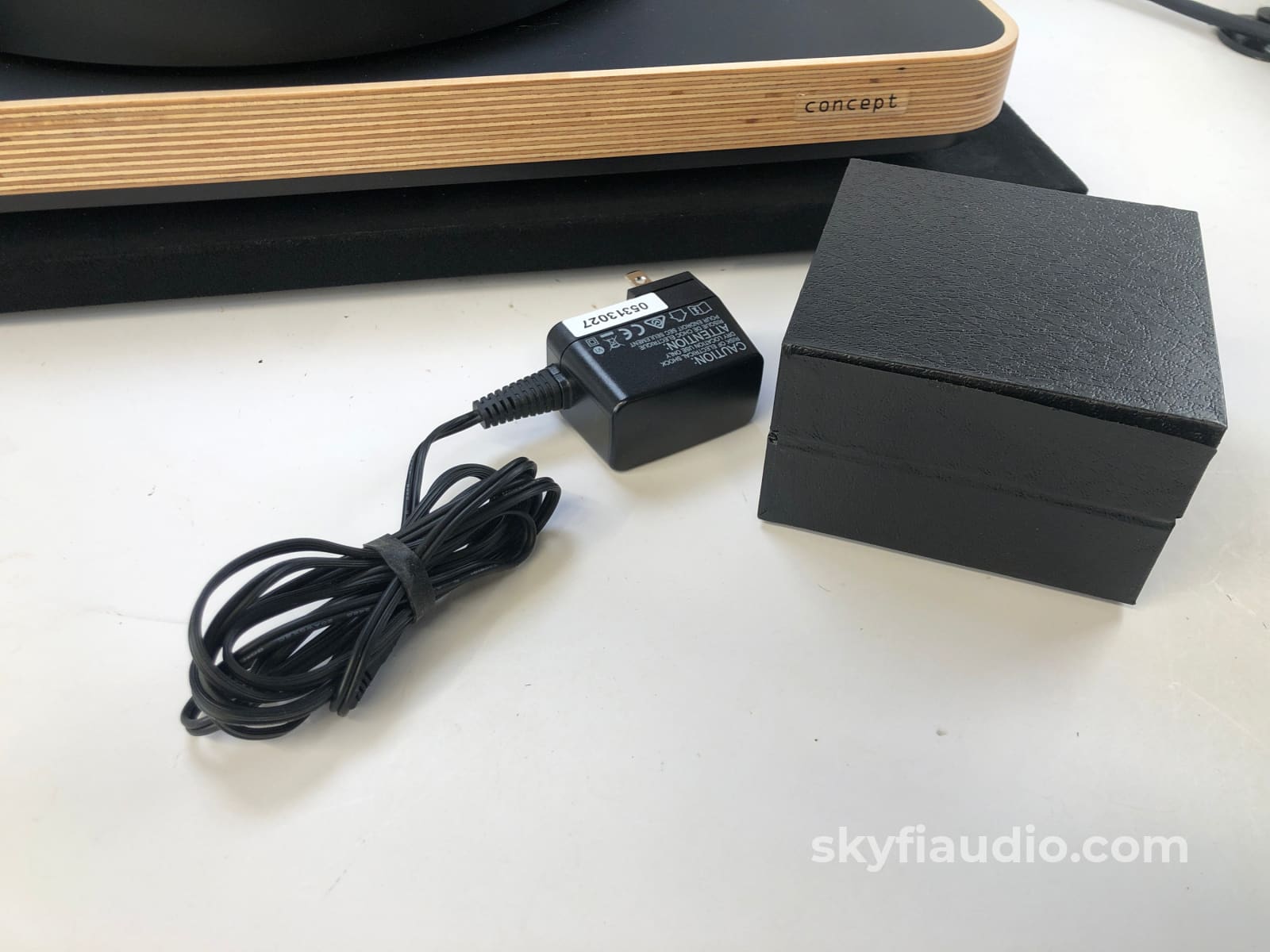 Clearaudio Concept Wood Turntable With Extras