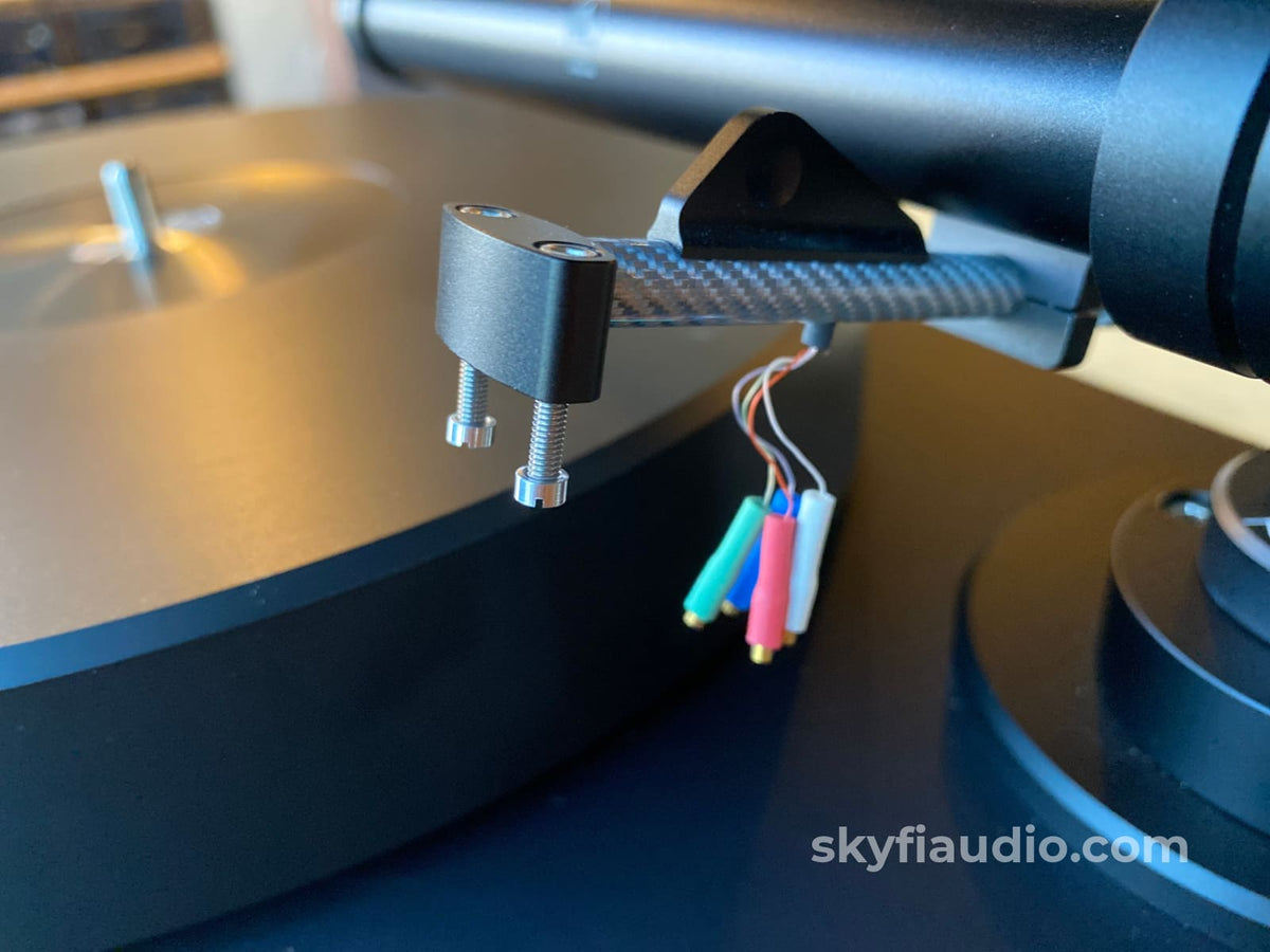 Clearaudio Performance Dc With Tt-5 Linear Tracking Arm Turntable