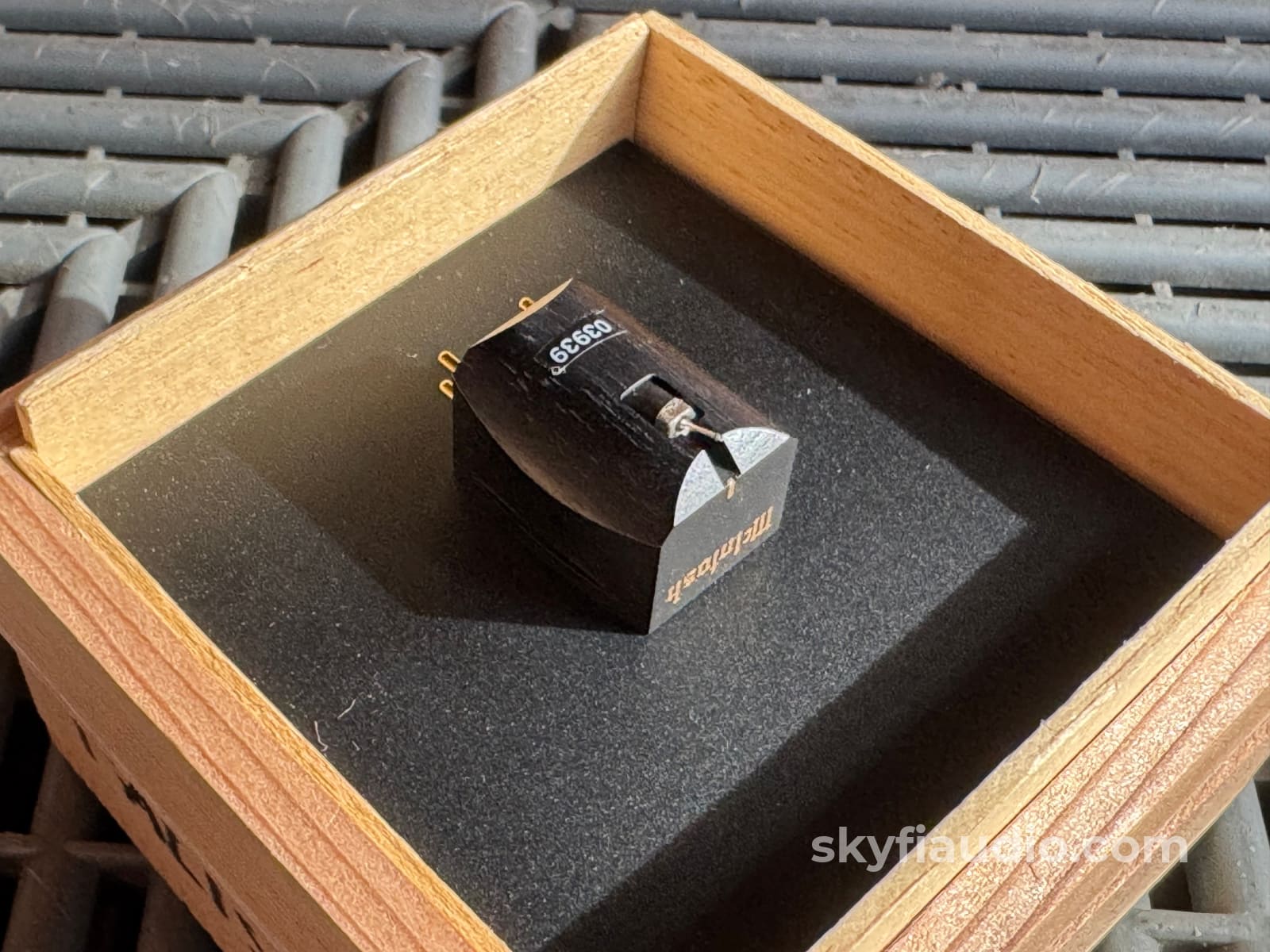 ClearAudio x McIntosh MC-SP-07 Cartridge