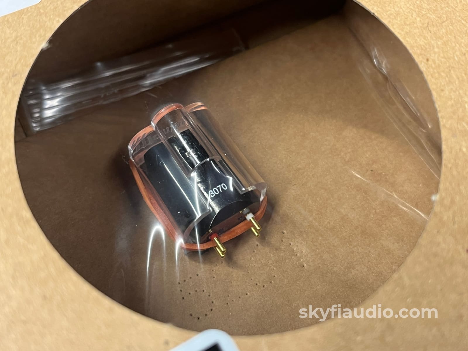 Clearaudio x McIntosh Virtuoso V2 Ebony MM Phono Cartridge - Sealed In Box Phono Cartridge