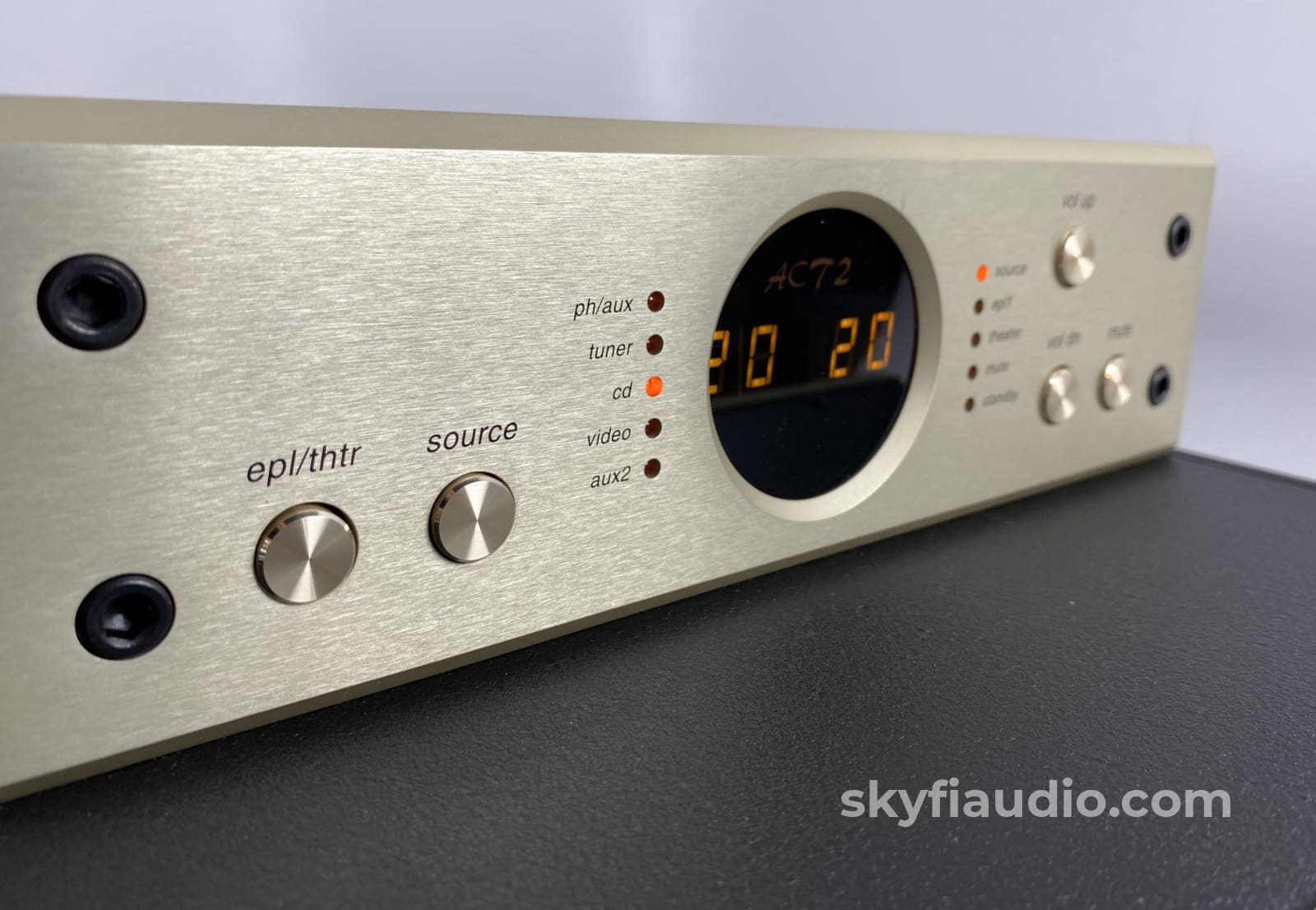 Conrad Johnson Act2 Series 2 Tube Preamplifier Complete Set $16 500 Msrp