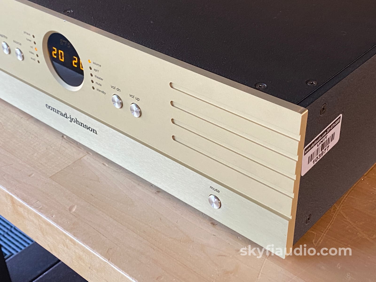 Conrad Johnson Et5 Enhanced Triode Preamplifier - Award Winning