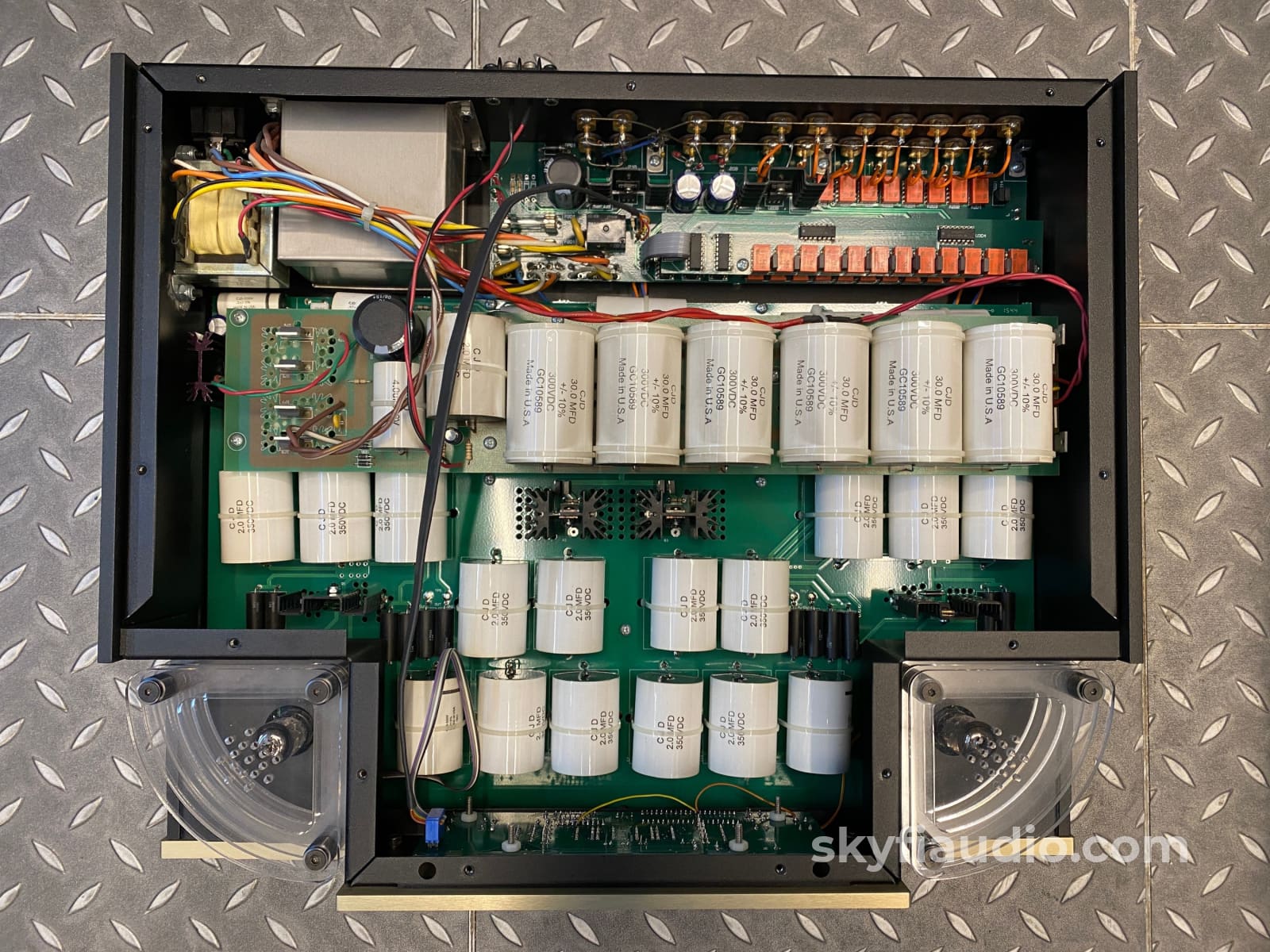 Conrad Johnson Gat Series 2 Reference Tube Preamplifier