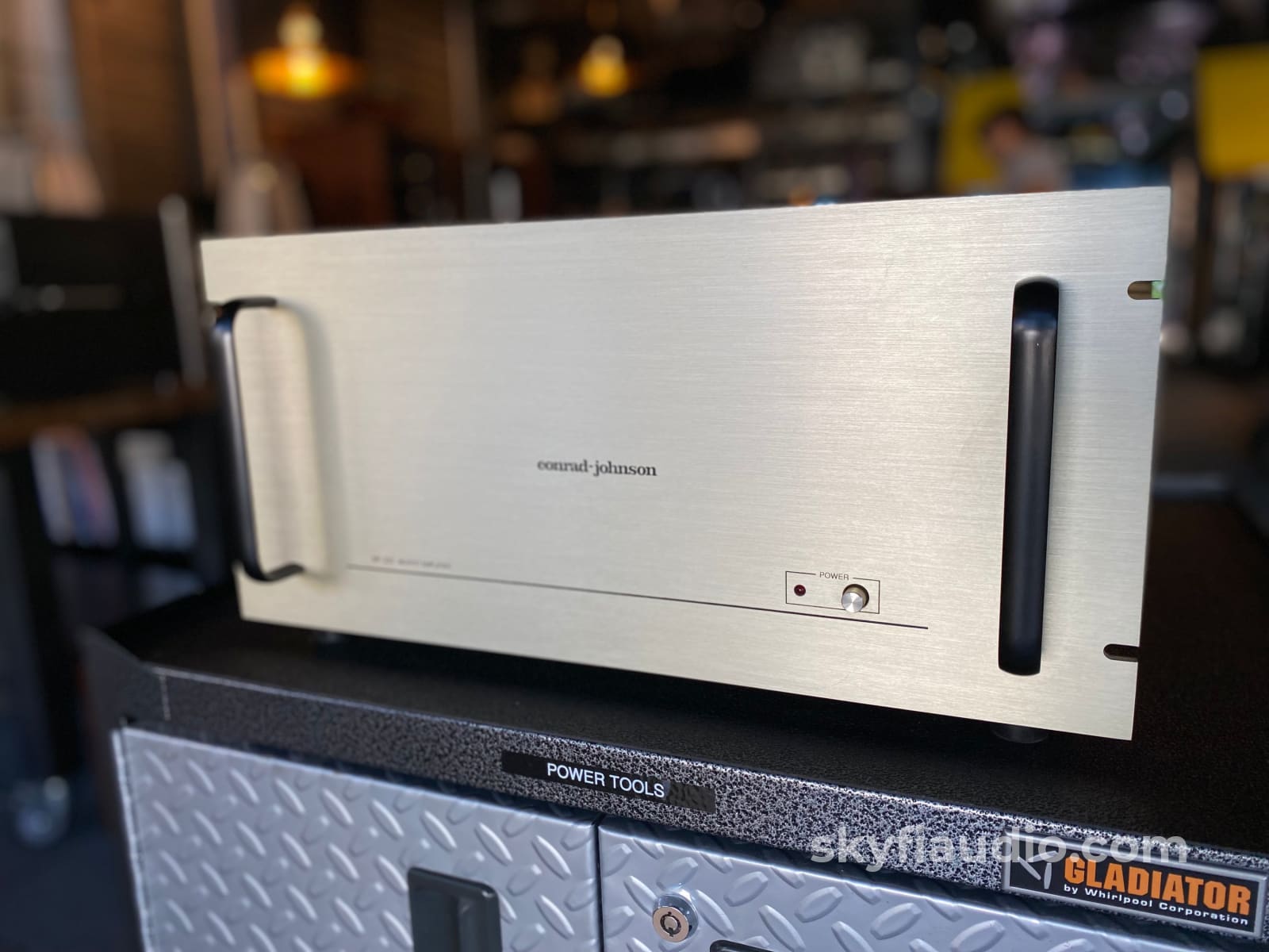 Conrad Johnson MF-200 Solid State FET Amplifier - USA Made