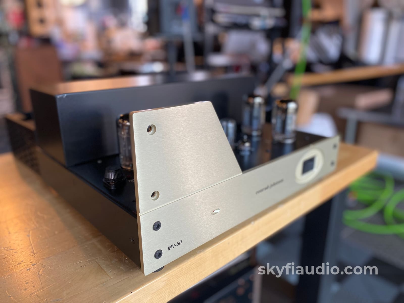 Conrad Johnson Mv-60Se (Special Edition) Tube Amplifier Fitted With 6550C Tubes