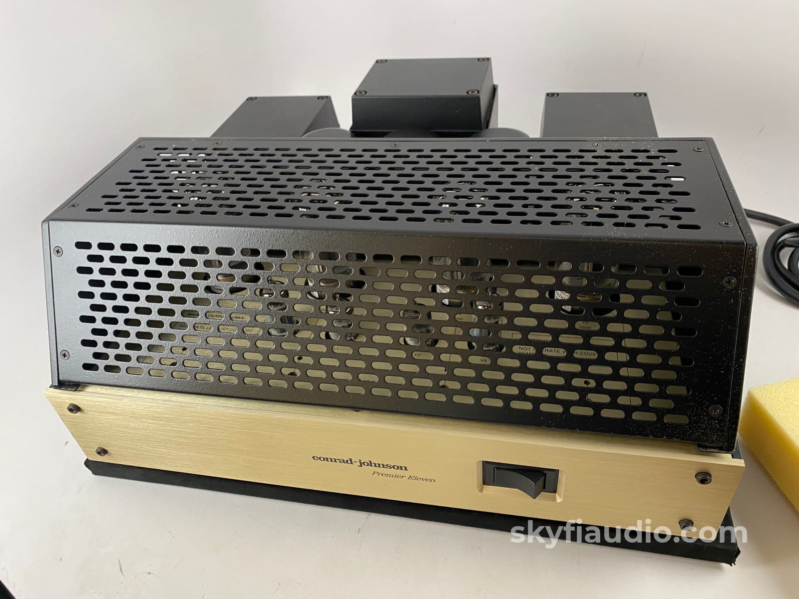 Conrad-Johnson Premier Eleven Tube Amplifier - 70Wpc