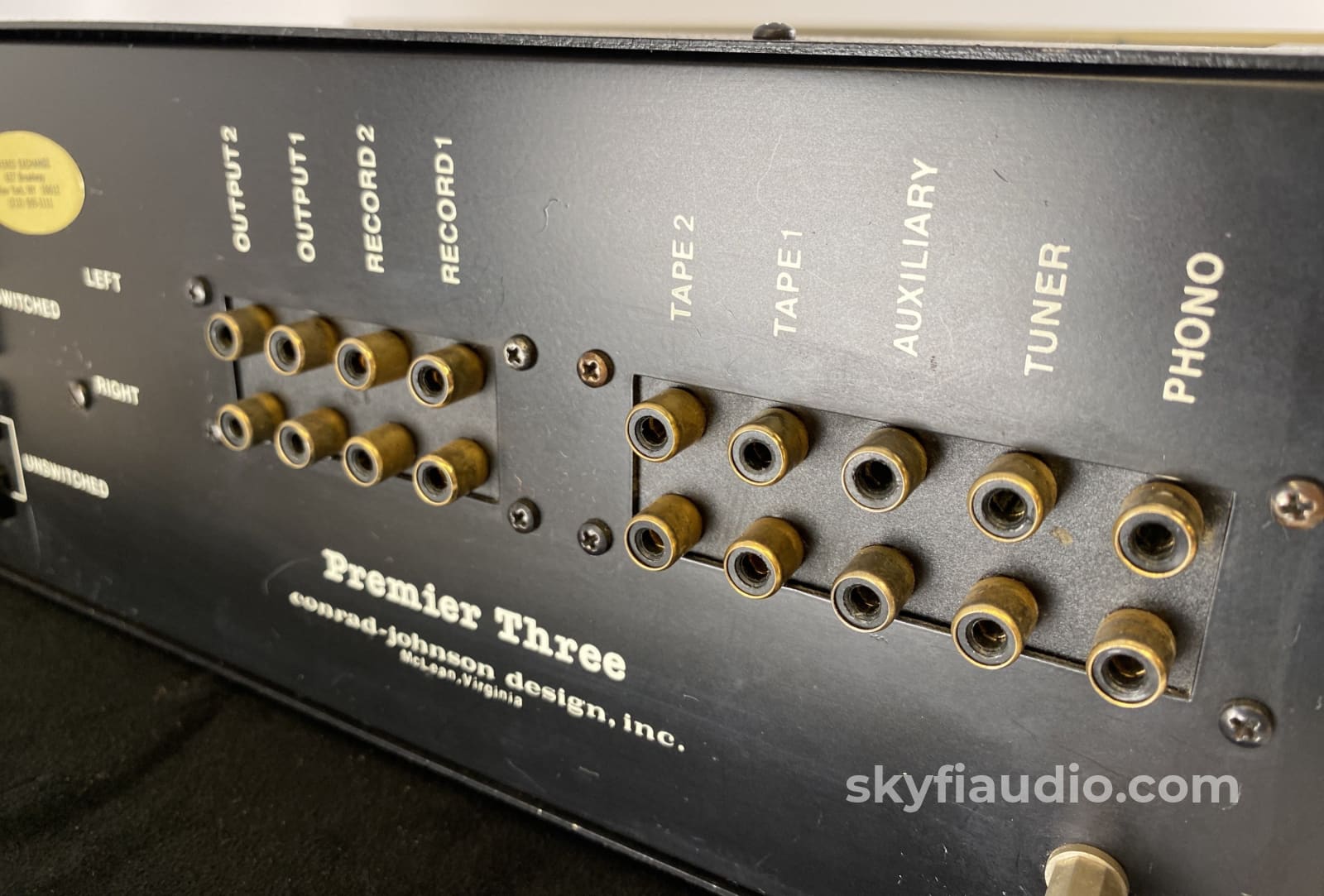 Conrad-Johnson - Premier Three Tube Preamp With Phono Stage Fully Serviced Preamplifier