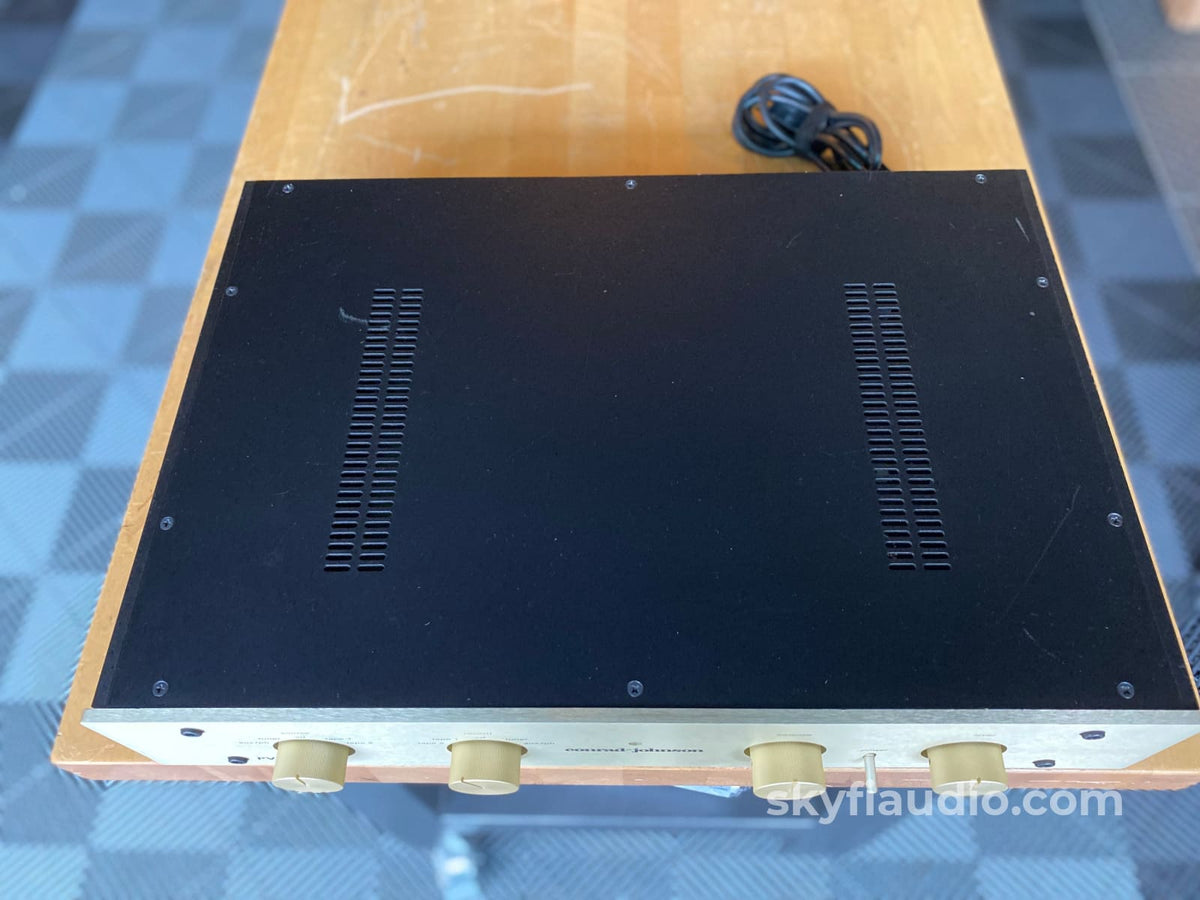 Conrad Johnson Pv12 Line Stage Tube Preamp Preamplifier