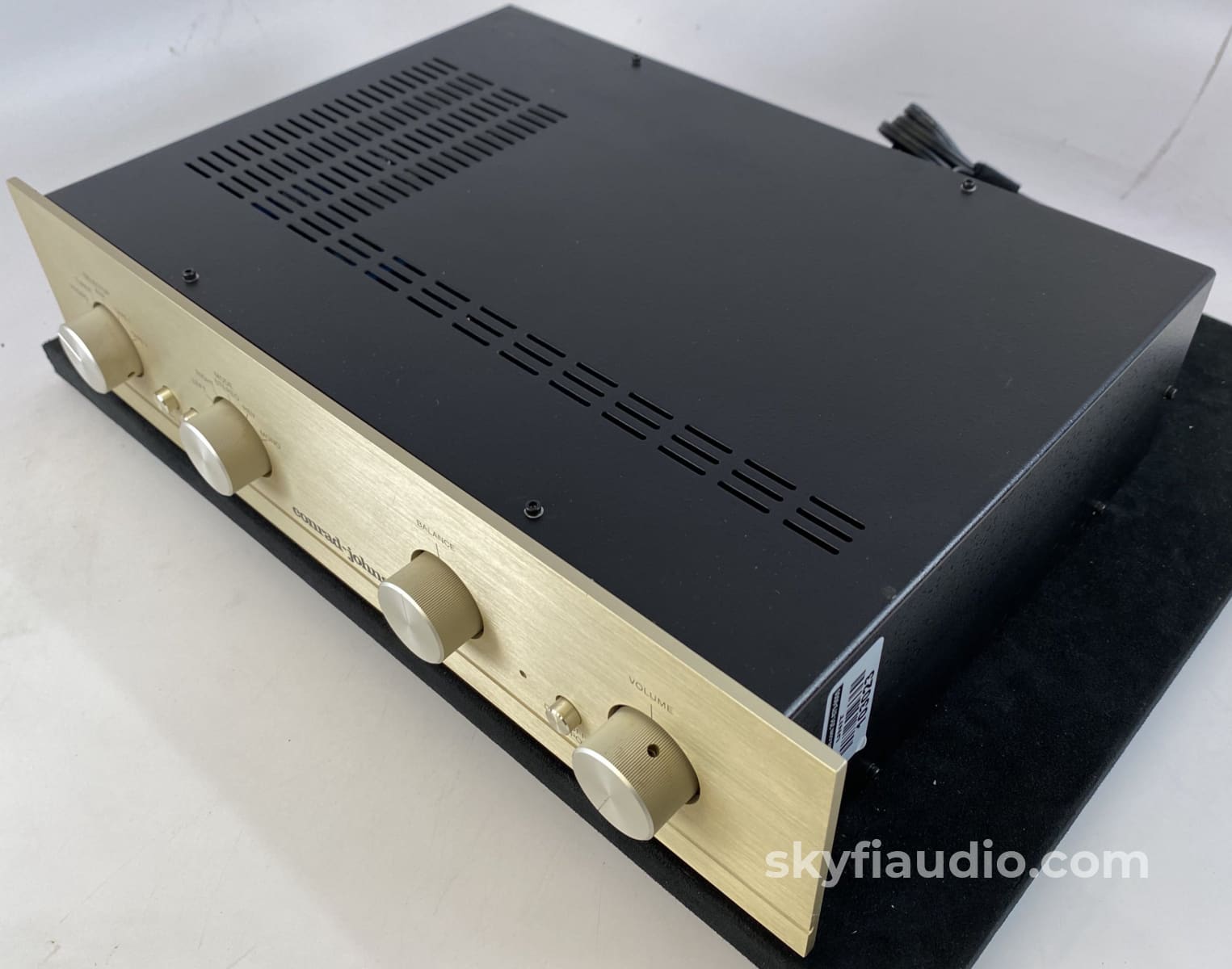 Conrad Johnson Pv5 All-Tube Preamplifier With Phono