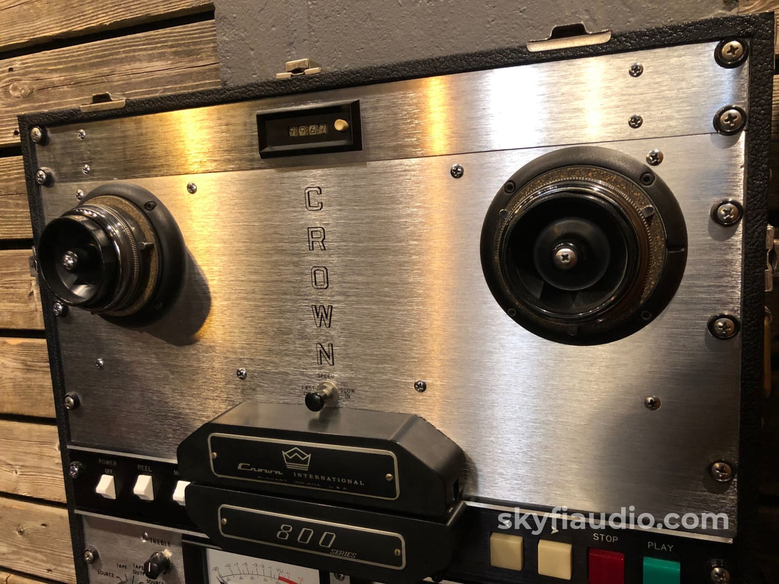 Crown Cx844 Reel To - Meticulously Restored With Road Case And Matching D-40 Amplifier Tape Deck