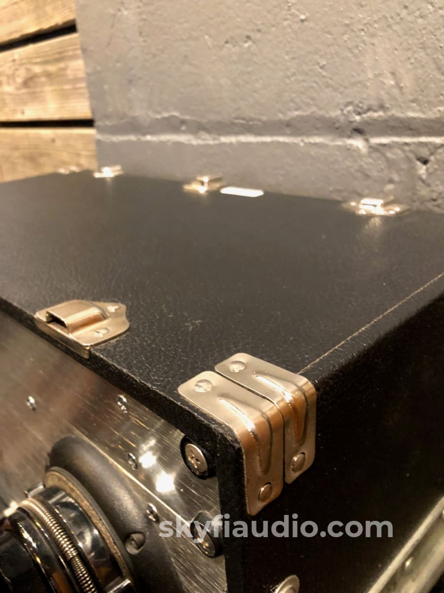 Crown Cx844 Reel To - Meticulously Restored With Road Case And Matching D-40 Amplifier Tape Deck