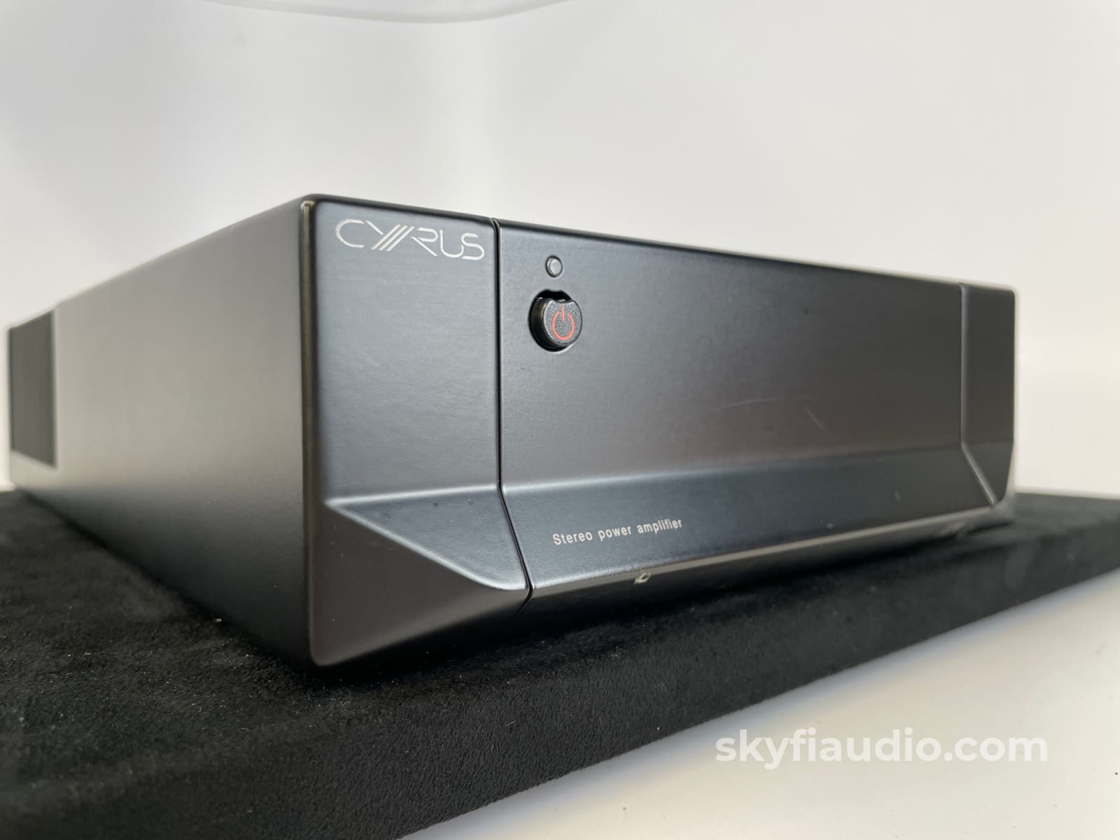 Cyrus Stereo Power Amplifier 220V Only