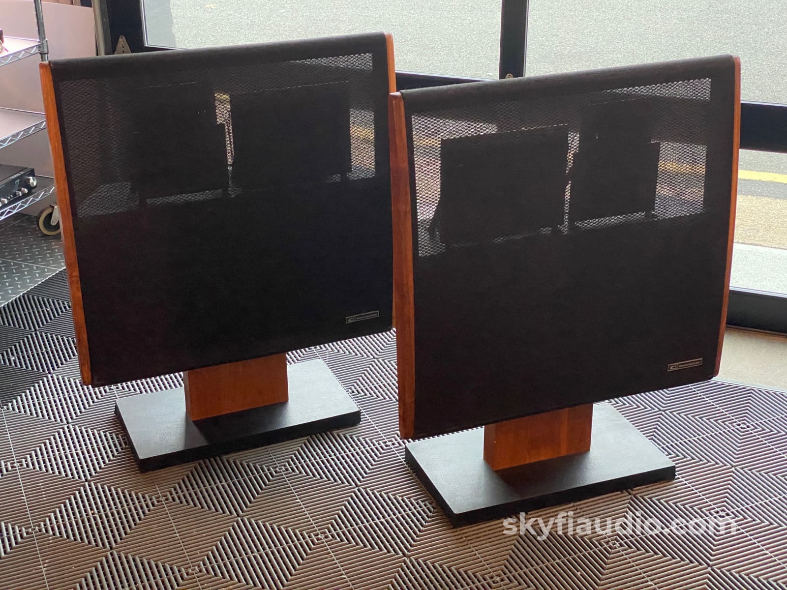 Dalquist Dq-10 Vintage Speaker Pair W/ Stands Speakers