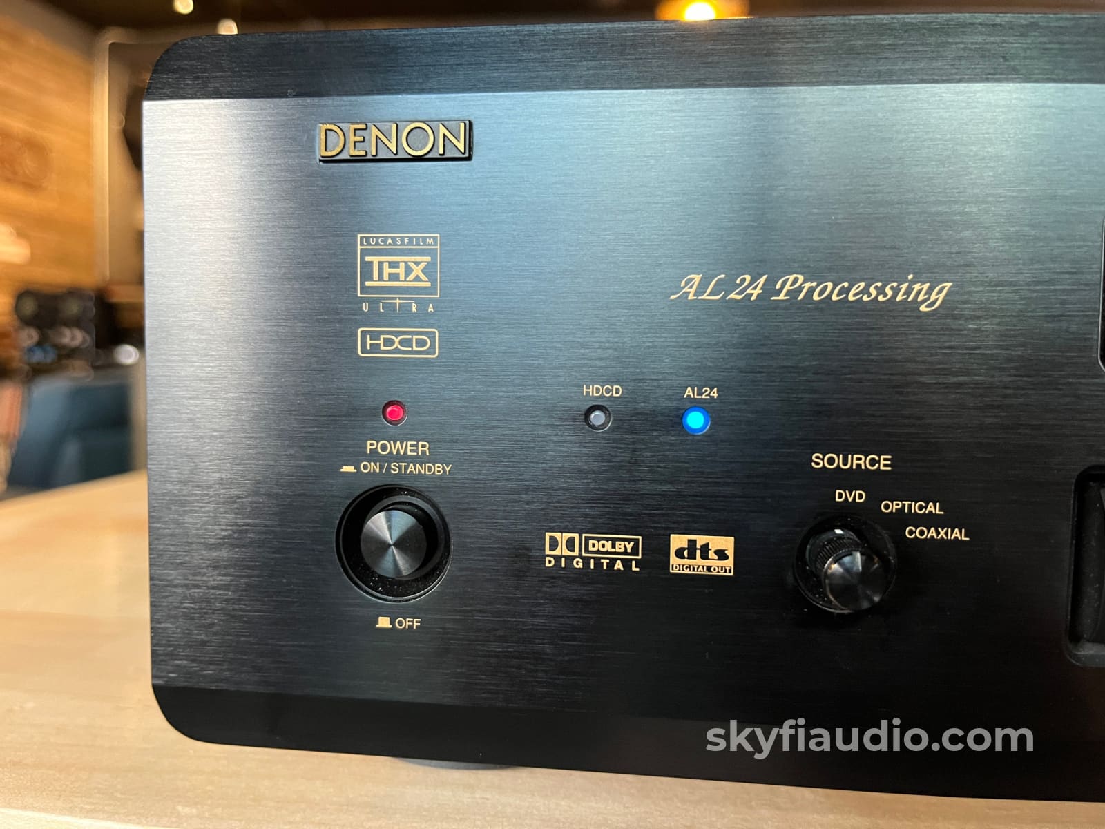 Denon DVD-5000 CD/HDCD/DVD Player with Built-In 24-Bit DAC