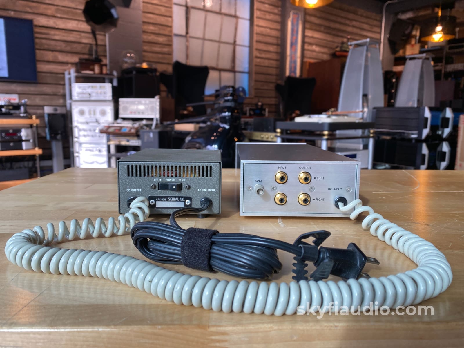 Denon HA-1000 MC (Moving-Coil) Head Amplifier (Phono)